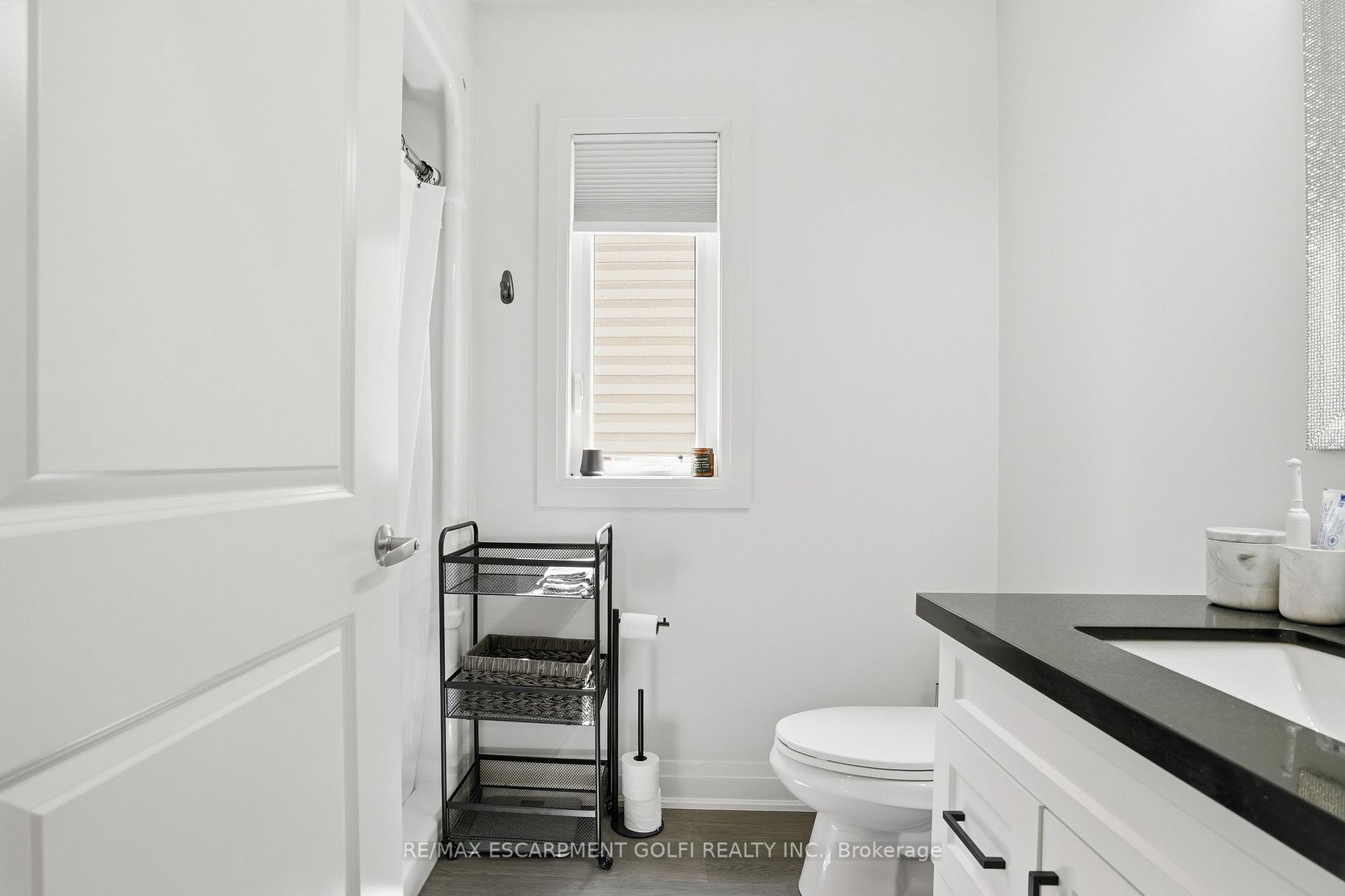 Photo 12 of 8 Nash Street, St. Catharines, Western Hill — HOMEH