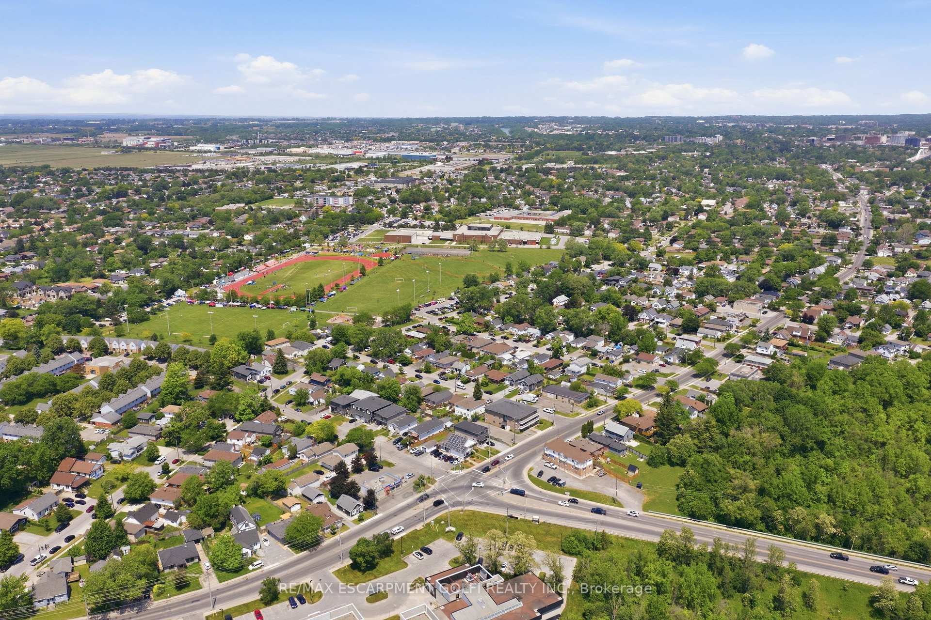 Photo 38 of 8 Nash Street, St. Catharines, Western Hill — HOMEH