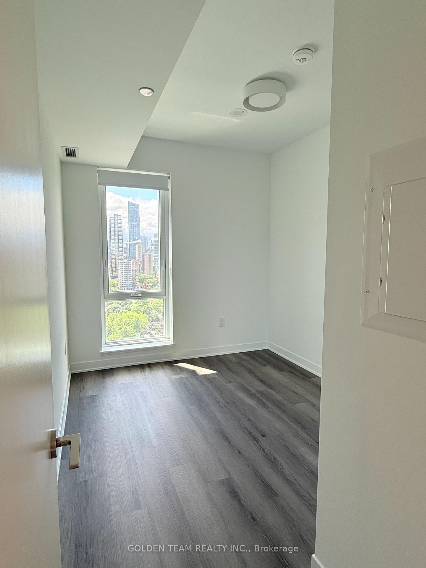Photo 6 of Unit 2107, 10 Oak Street, Toronto, Regent Park — HOMEH