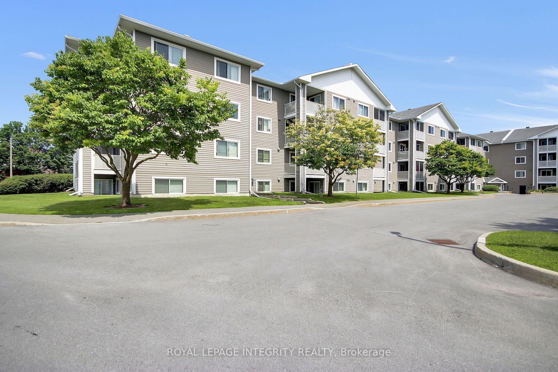 Photo 2 of Unit 302, 316 Lorry Greenberg Drive, Ottawa, Hunt Club Park/Greenboro — HOMEH