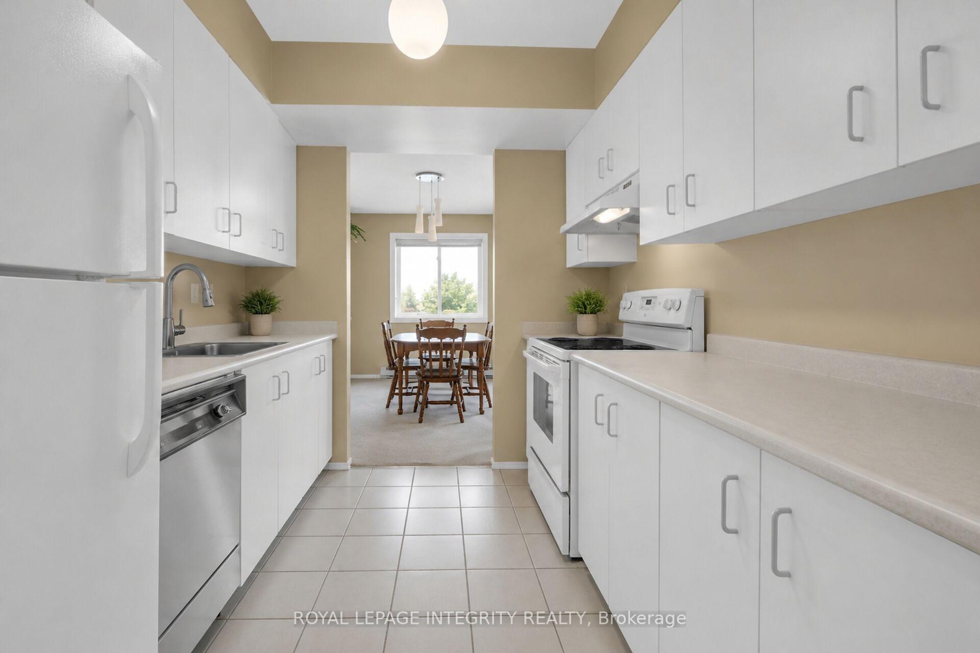 Photo 13 of Unit 302, 316 Lorry Greenberg Drive, Ottawa, Hunt Club Park/Greenboro — HOMEH