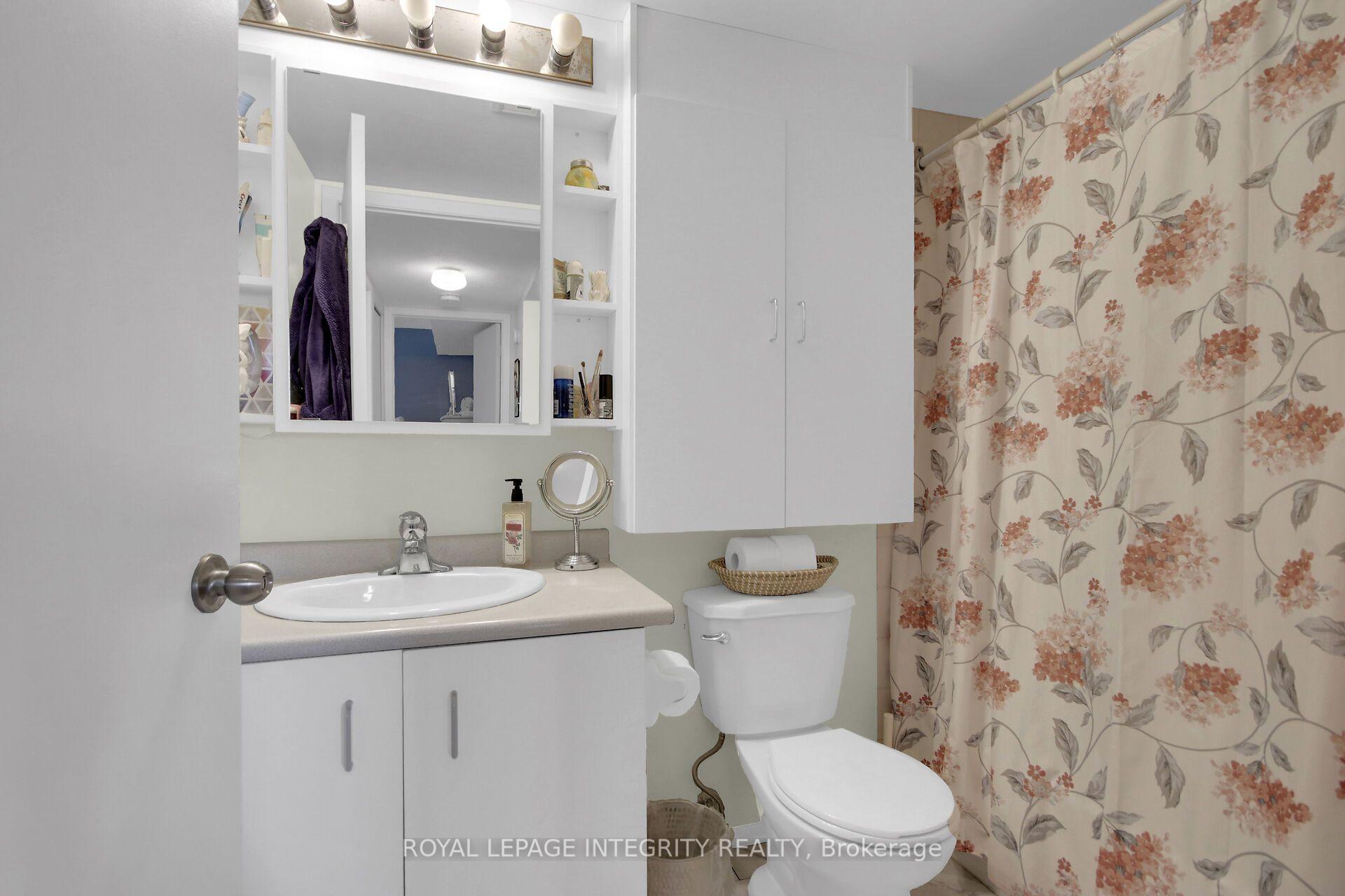 Photo 21 of Unit 302, 316 Lorry Greenberg Drive, Ottawa, Hunt Club Park/Greenboro — HOMEH