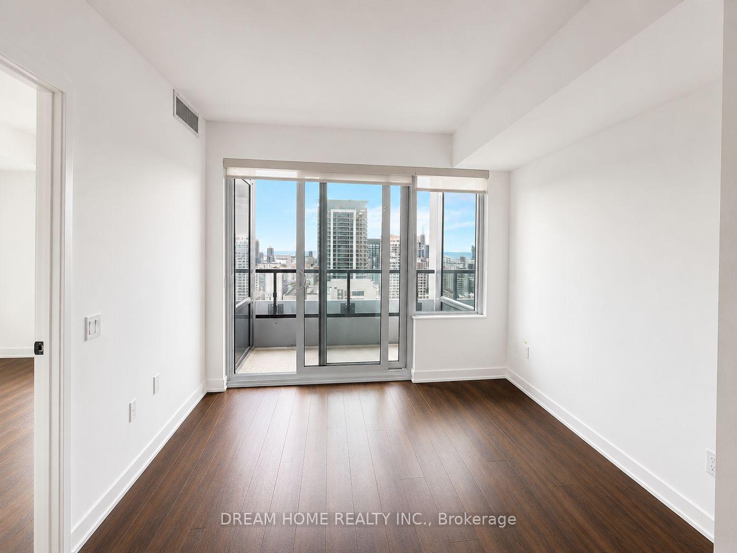 Photo 4 of Unit 3401, 609 Sherbourne Street, Toronto, North St. James Town — HOMEH