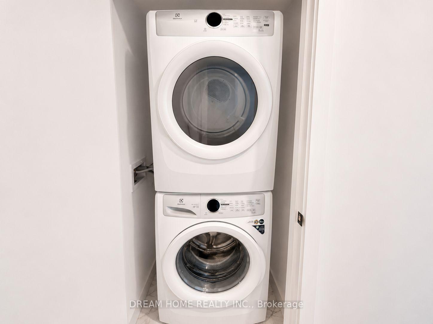 Photo 10 of Unit 3401, 609 Sherbourne Street, Toronto, North St. James Town — HOMEH