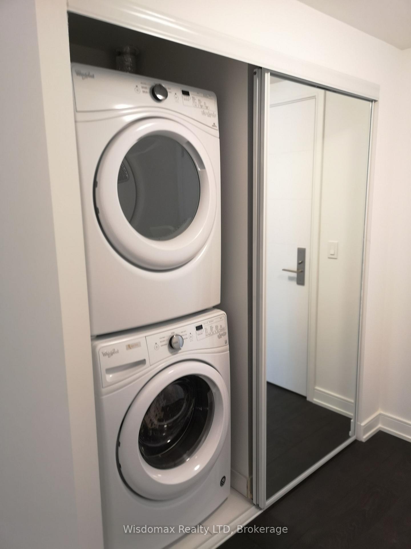 Photo 4 of Unit 2106, 50 Wellesley Street E, Toronto, Church-Yonge Corridor — HOMEH