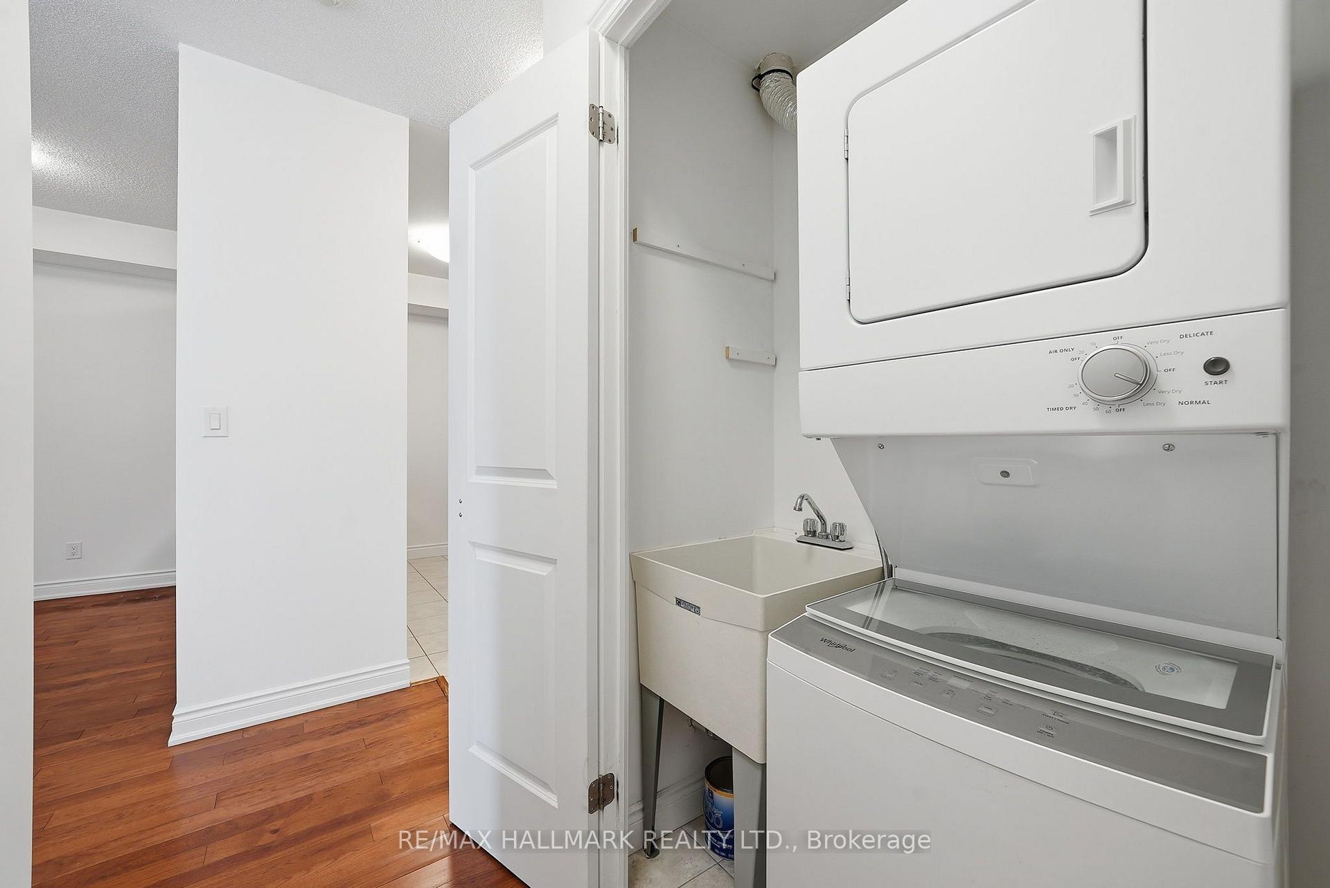 Photo 10 of Unit 409, 281 Woodbridge Avenue, Vaughan, West Woodbridge — HOMEH