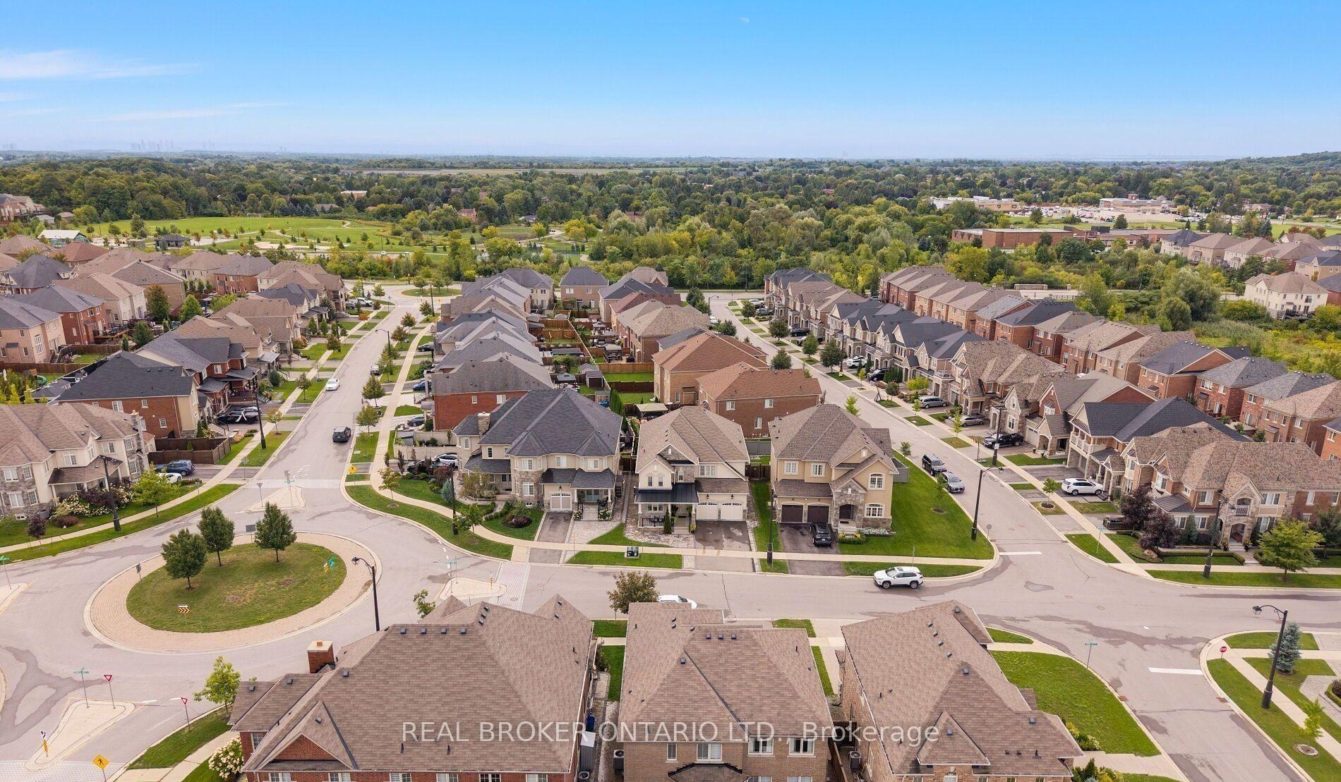 Photo 24 of 43 Fairmont Ridge Trail, King, Nobleton — HOMEH
