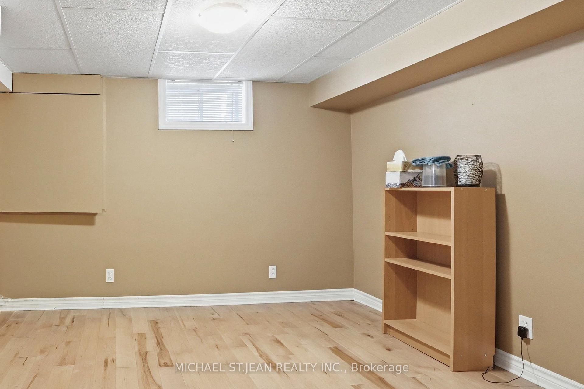 Photo 30 of 25 Saveryn Road, Hamilton, Rural Glanbrook — HOMEH