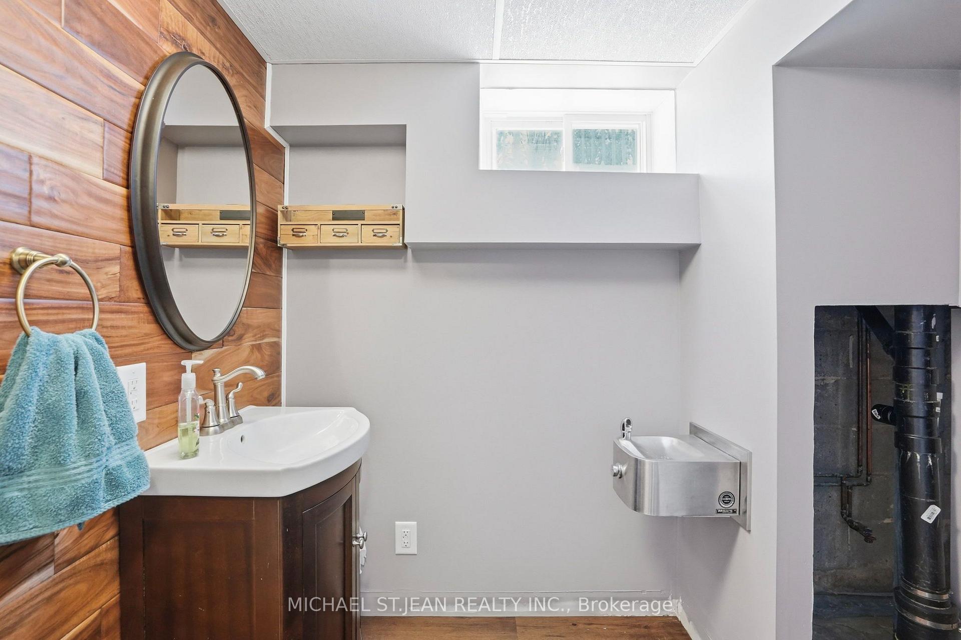Photo 32 of 25 Saveryn Road, Hamilton, Rural Glanbrook — HOMEH