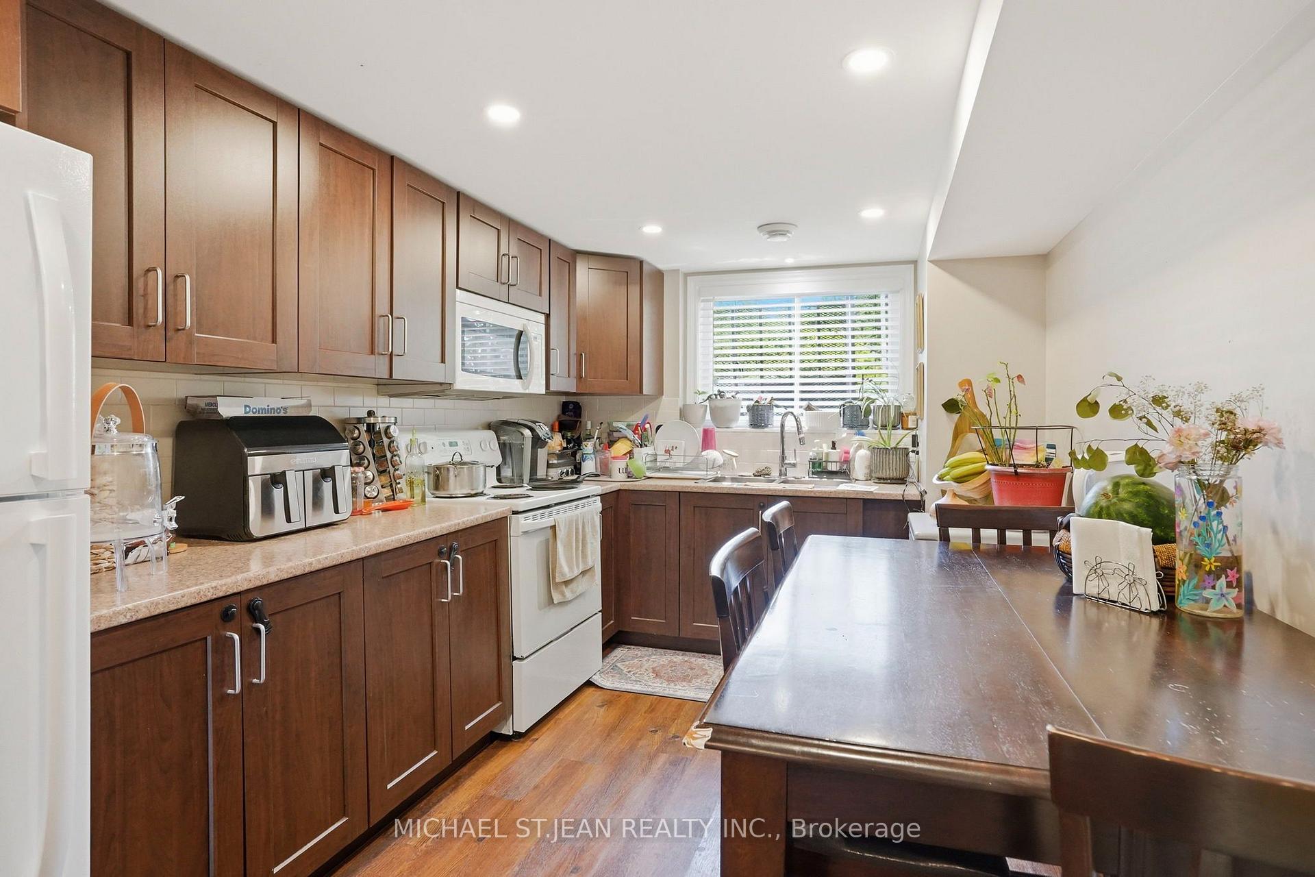 Photo 38 of 25 Saveryn Road, Hamilton, Rural Glanbrook — HOMEH