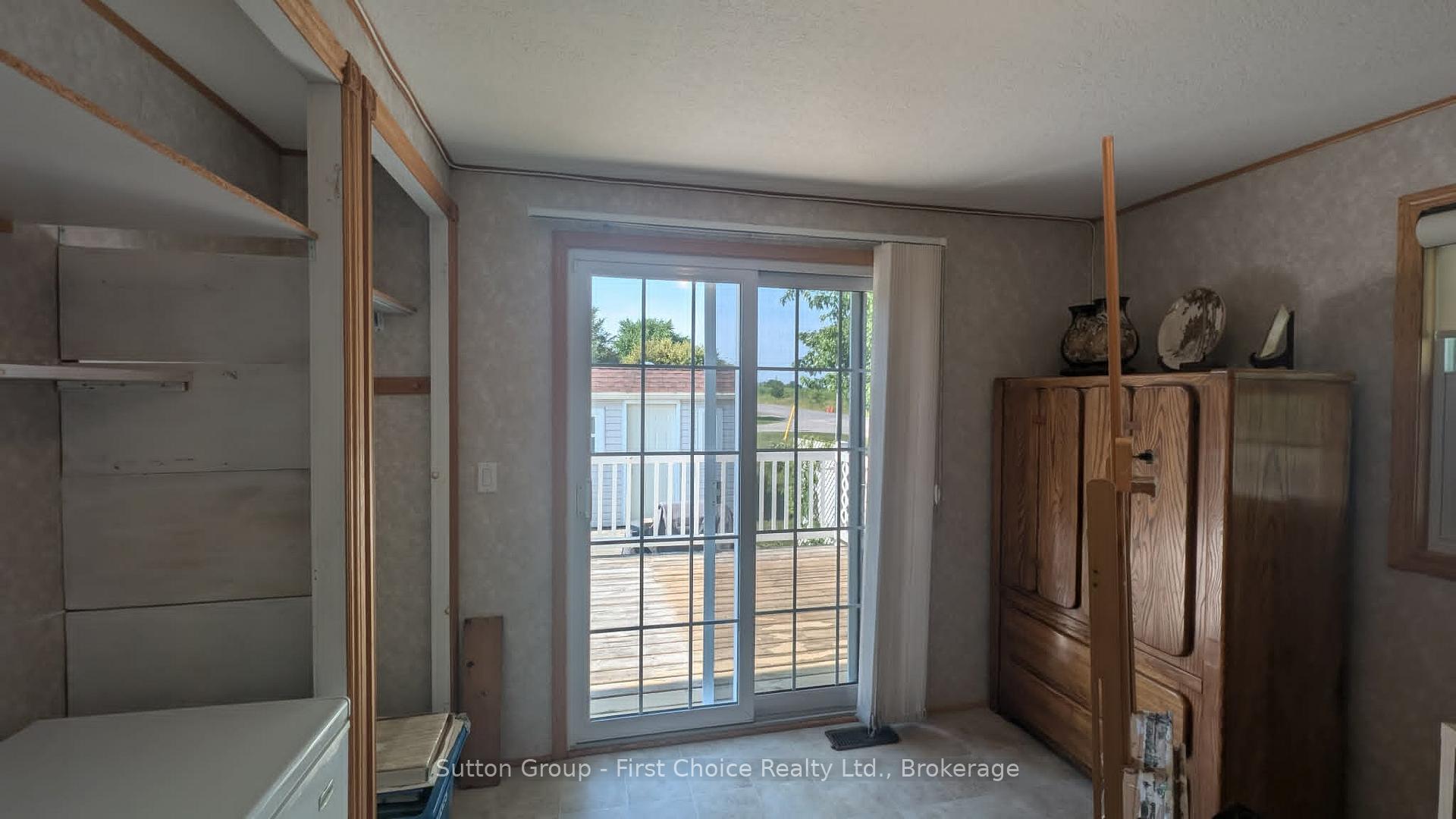 Photo 20 of 1 25 Thames Road, St. Marys — HOMEH