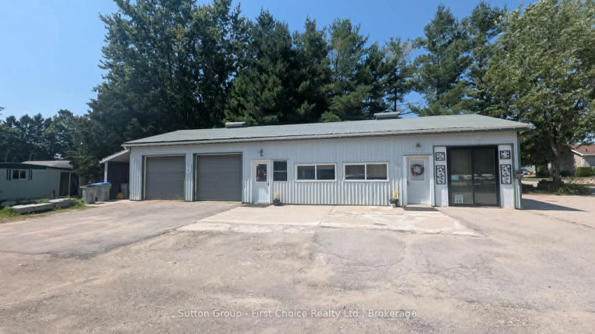 Photo 32 of 1 25 Thames Road, St. Marys — HOMEH