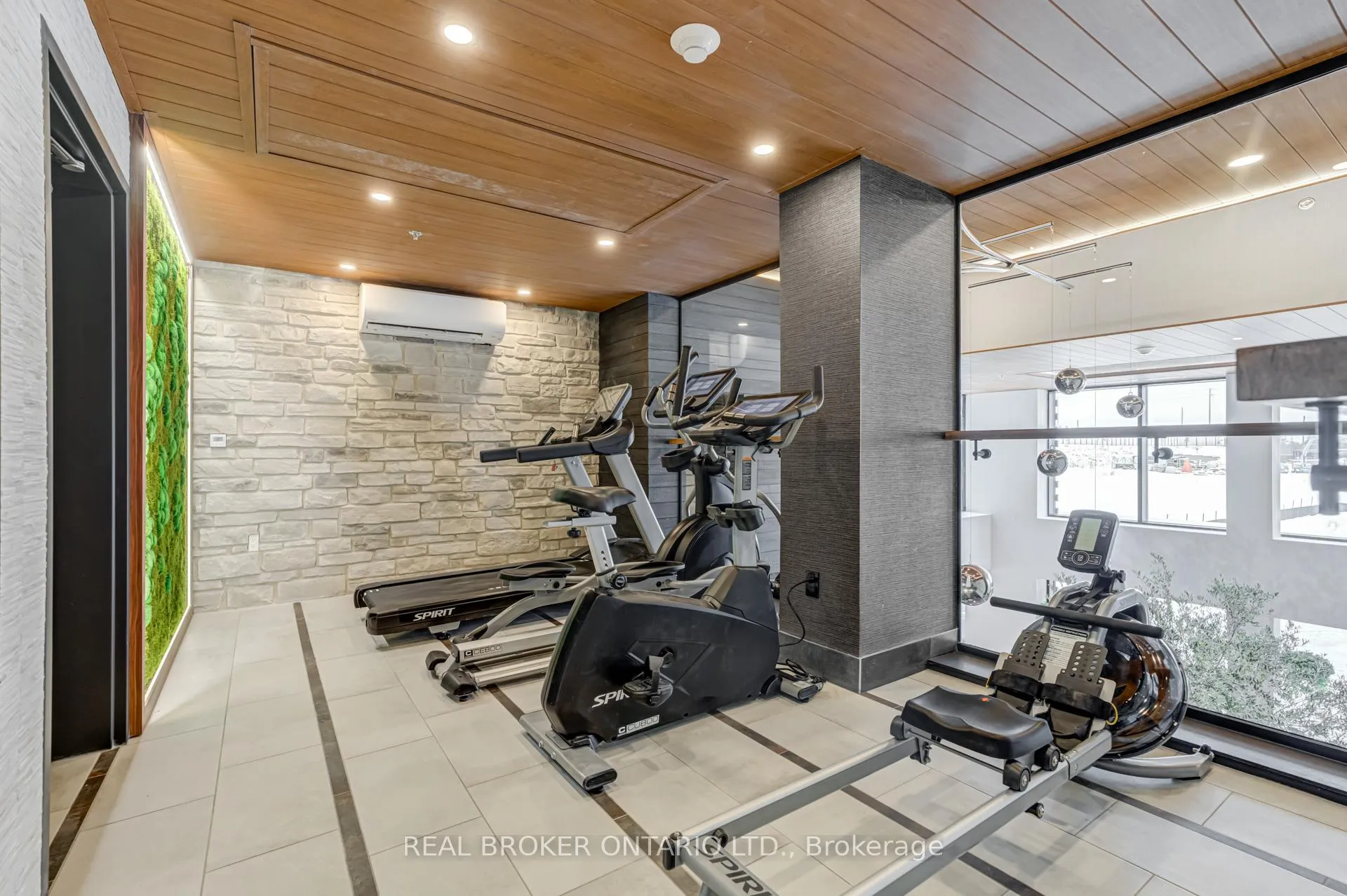 Photo 36 of Unit 413, 15 Kneeshaw Drive S, Barrie, Rural Barrie Southeast — HOMEH