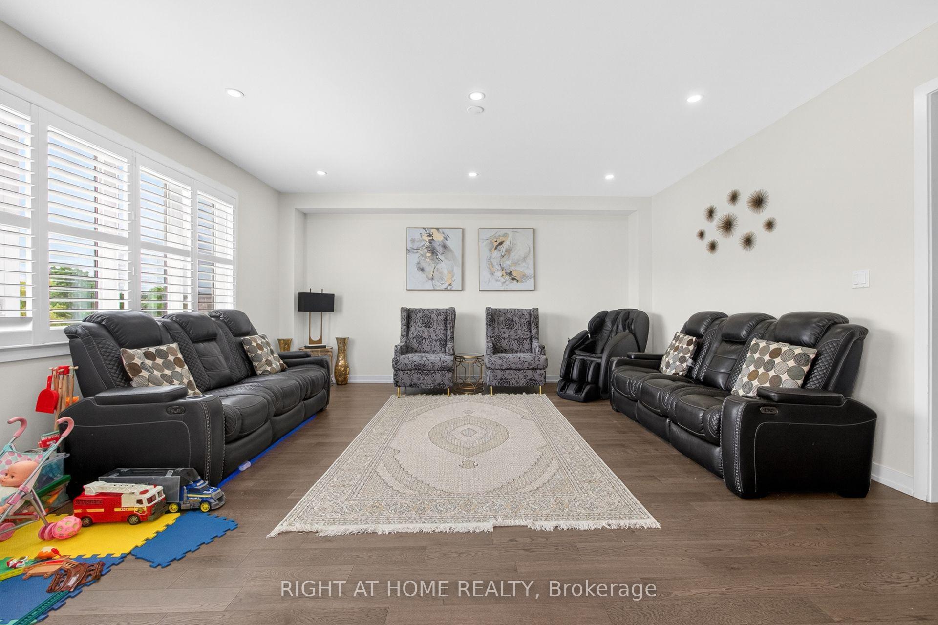 Photo 9 of 91 Monteith Drive, Brantford, Empire South — HOMEH