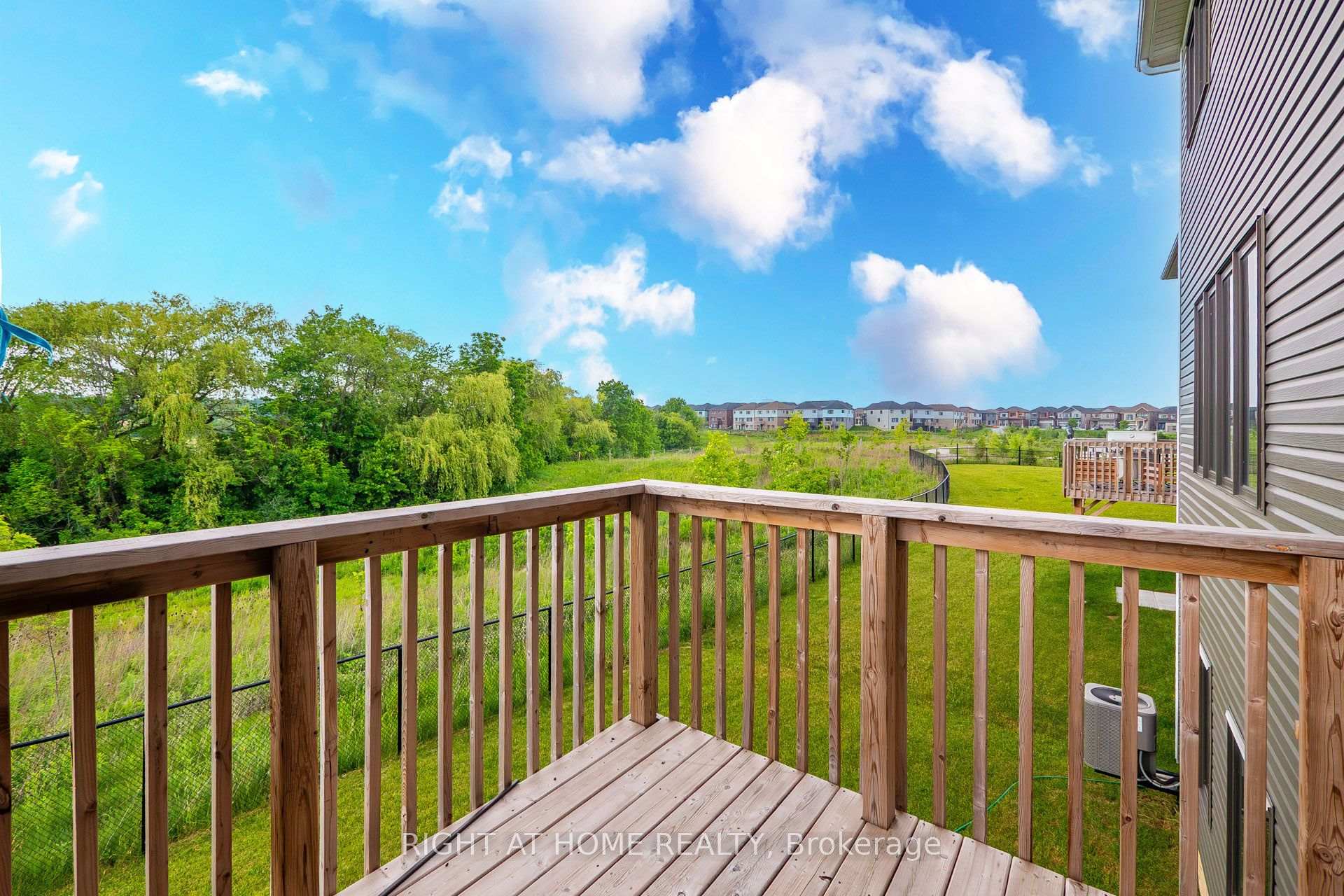Photo 37 of 91 Monteith Drive, Brantford, Empire South — HOMEH