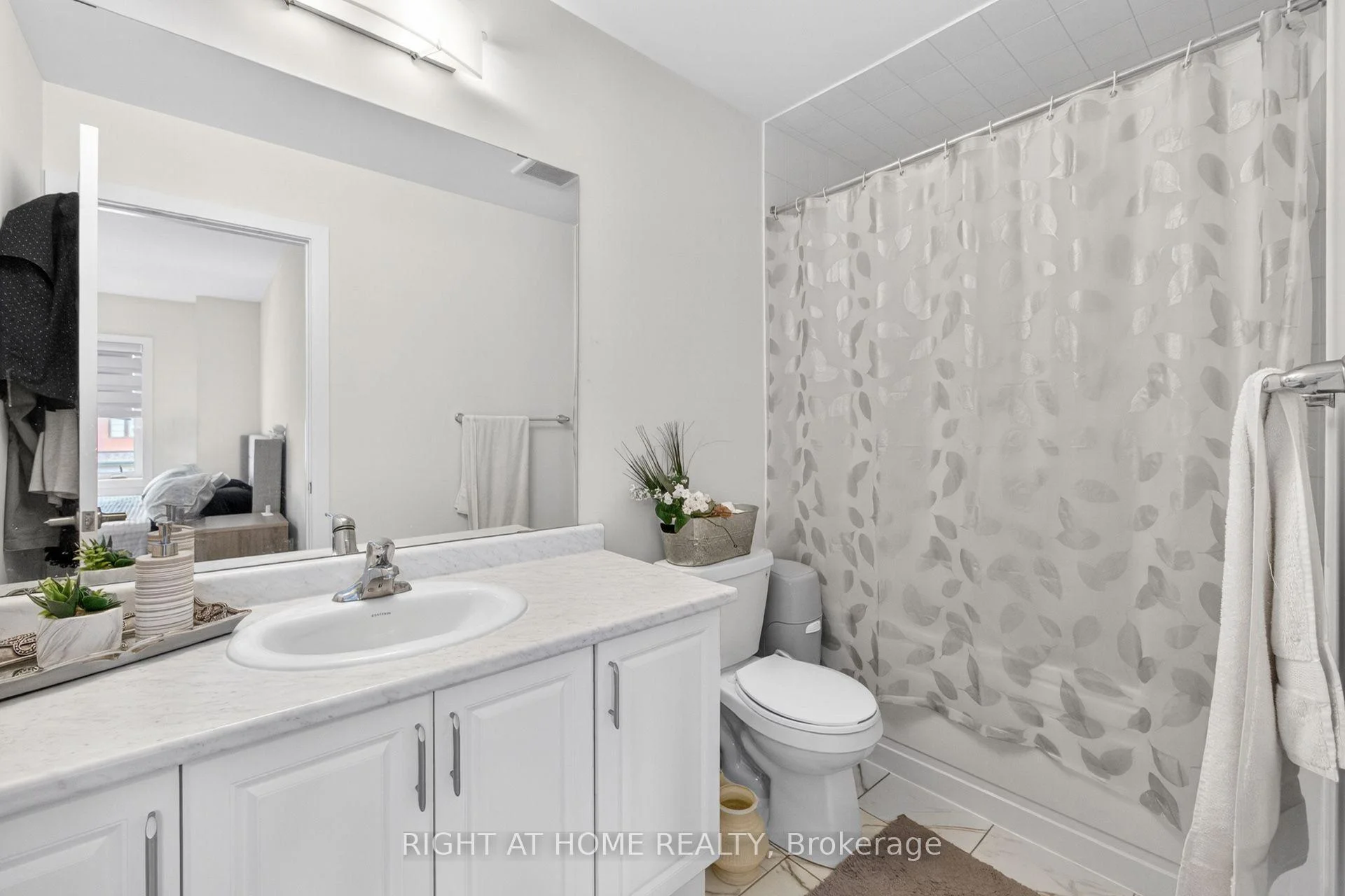 Photo 19 of 91 Monteith Drive, Brantford, Empire South — HOMEH