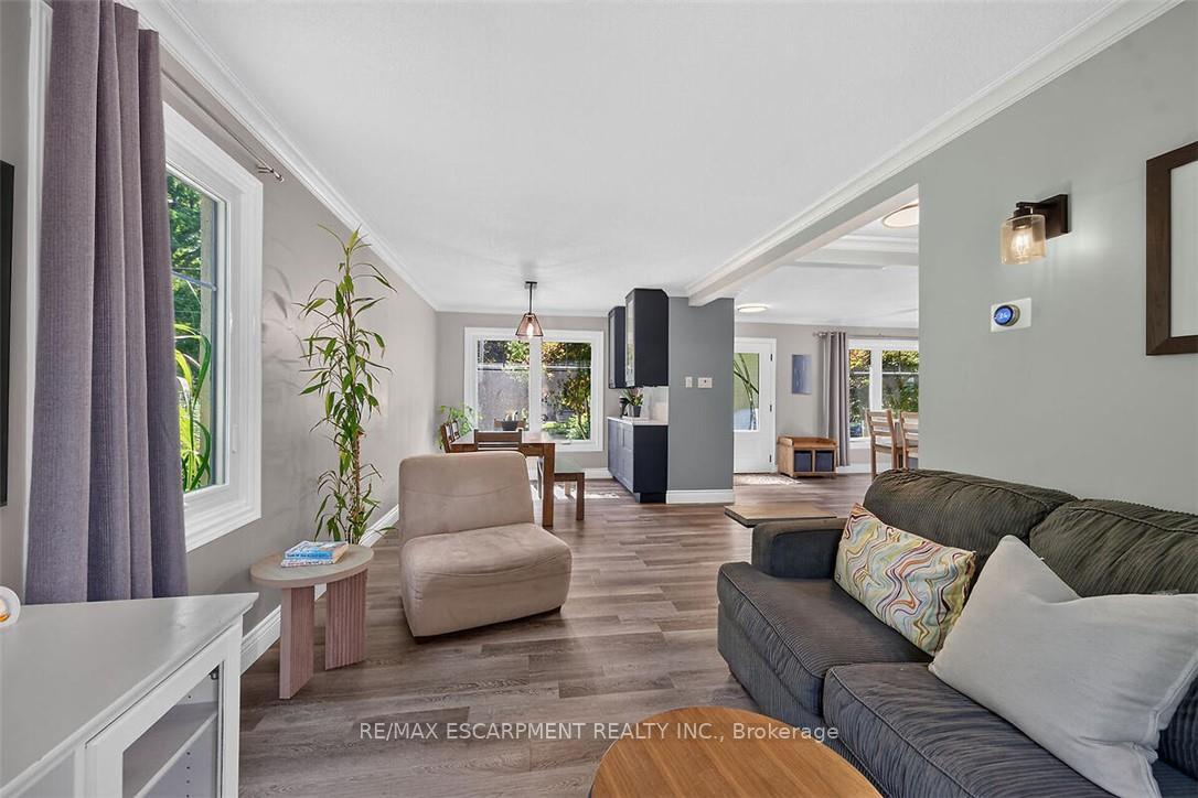Photo 16 of 181 Central Drive, Hamilton, Ancaster — HOMEH