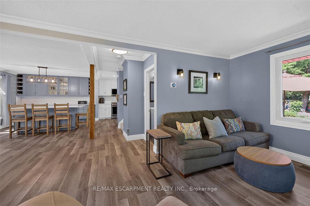 Photo 17 of 181 Central Drive, Hamilton, Ancaster — HOMEH