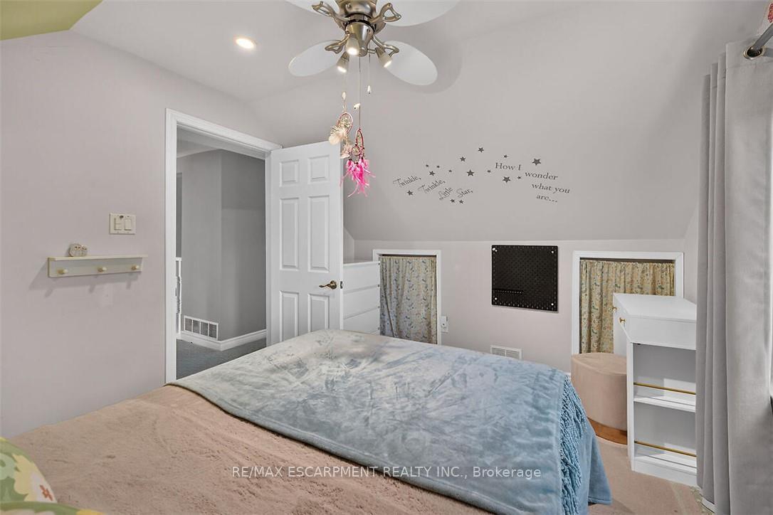Photo 20 of 181 Central Drive, Hamilton, Ancaster — HOMEH