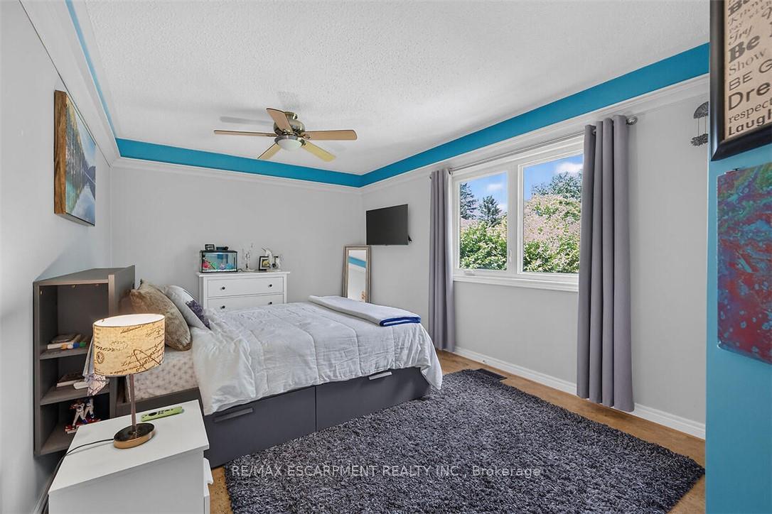 Photo 30 of 181 Central Drive, Hamilton, Ancaster — HOMEH