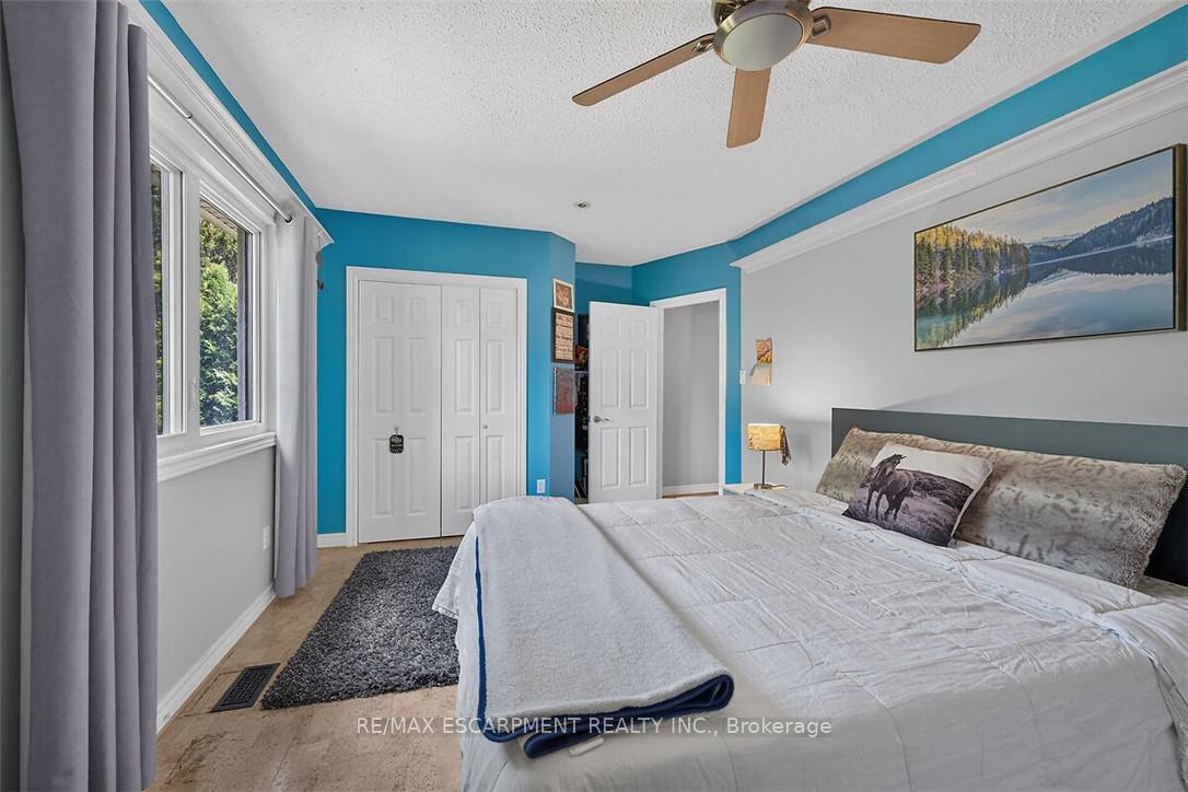 Photo 31 of 181 Central Drive, Hamilton, Ancaster — HOMEH