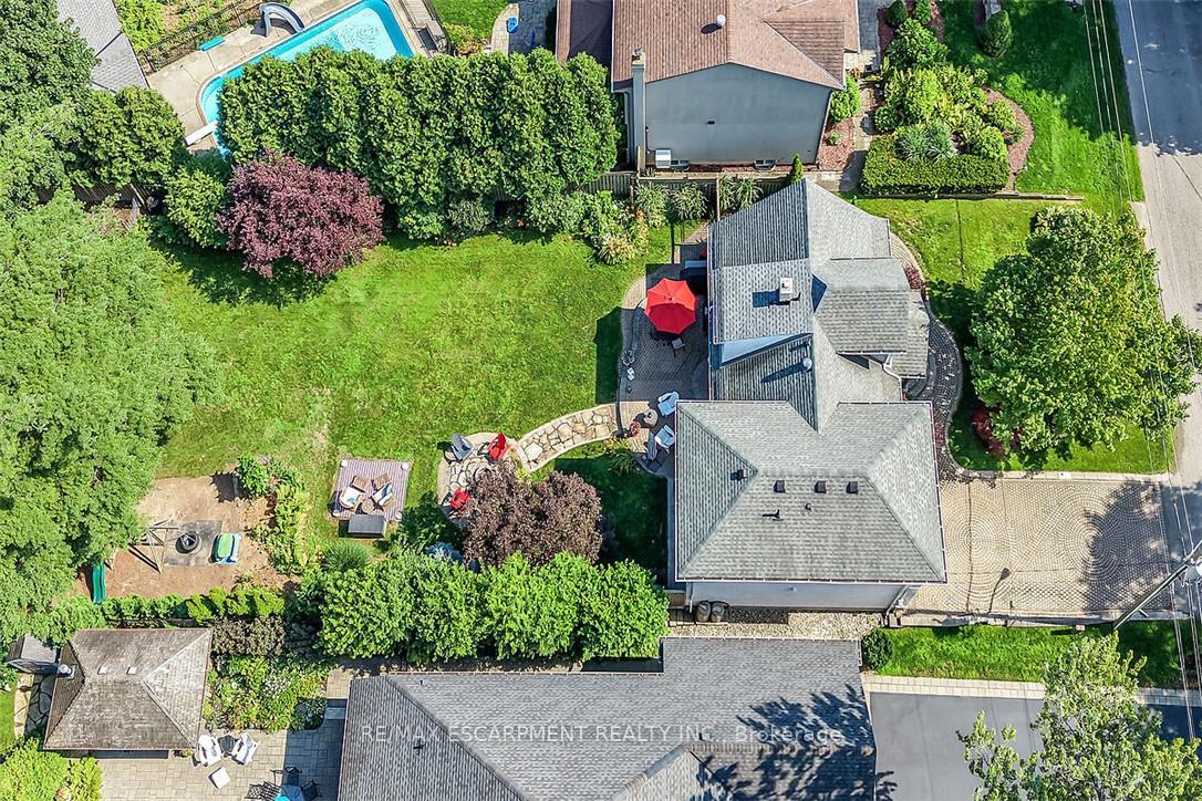 Photo 46 of 181 Central Drive, Hamilton, Ancaster — HOMEH