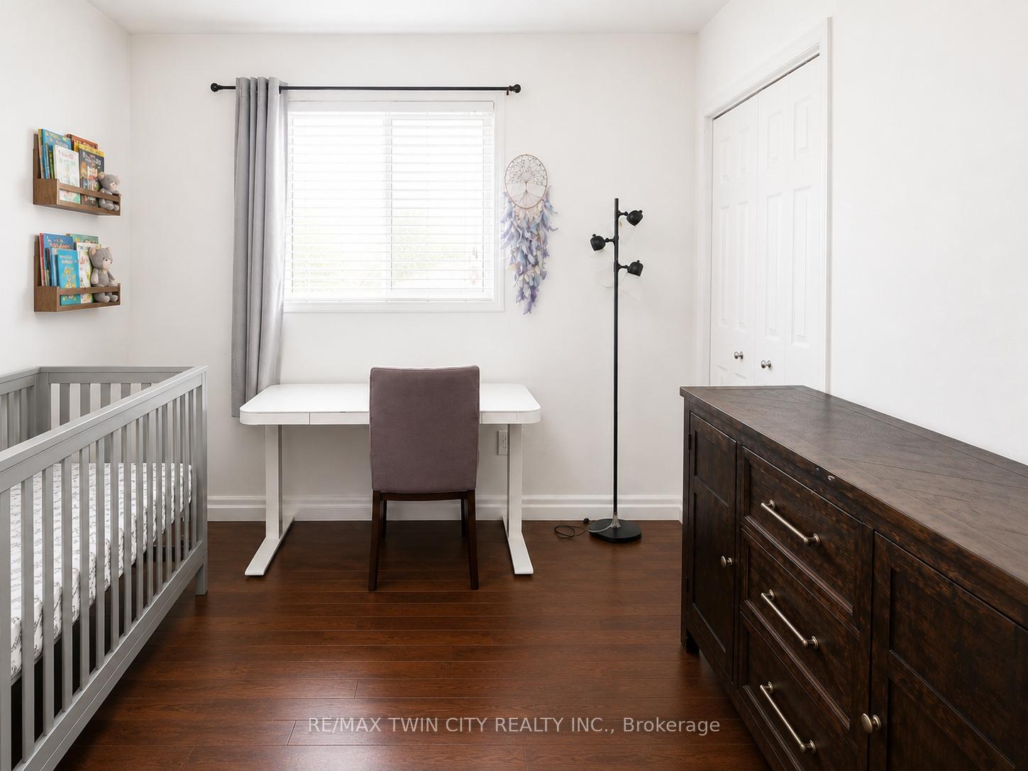 Photo 13 of 212 Colton Circle, Kitchener, Idlewood/Lackner Woods — HOMEH