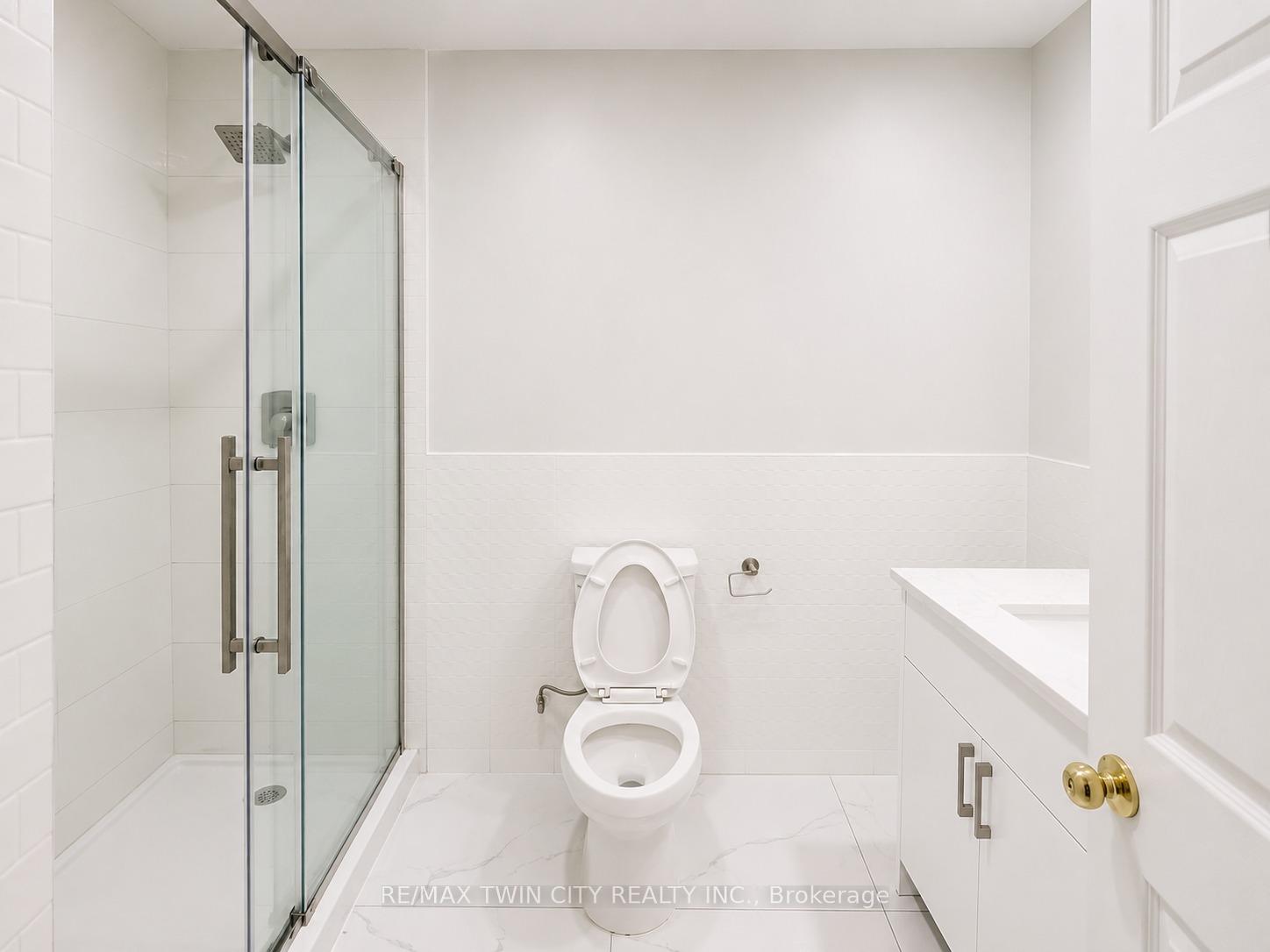 Photo 18 of 212 Colton Circle, Kitchener, Idlewood/Lackner Woods — HOMEH