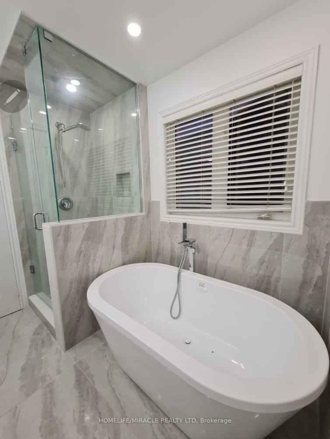 Photo 10 of 7153 Village Walk, Mississauga, Meadowvale Village — HOMEH
