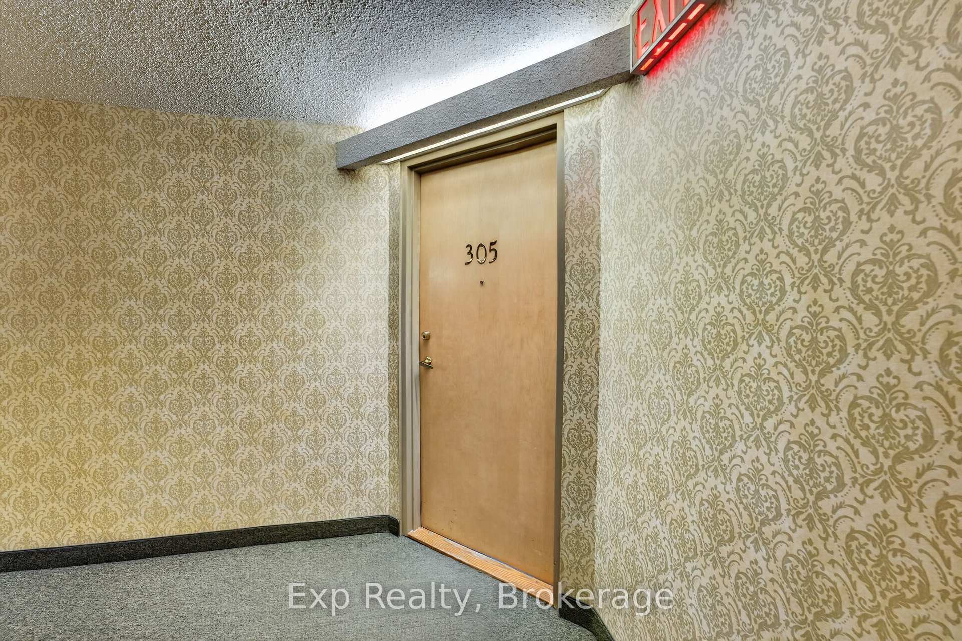 Photo 5 of Unit 305, 344 Front Street, Belleville, Belleville Ward — HOMEH