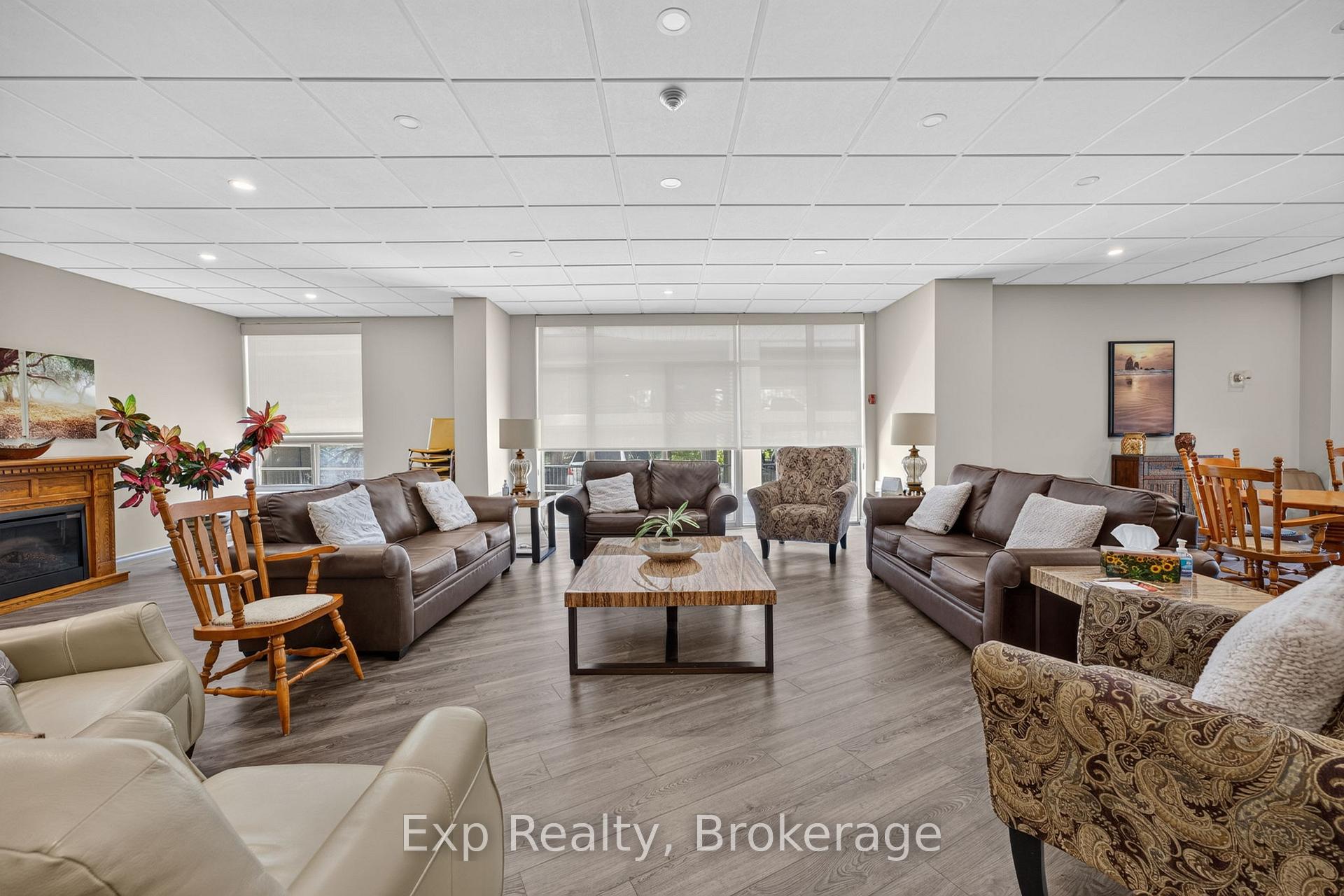 Photo 31 of Unit 305, 344 Front Street, Belleville, Belleville Ward — HOMEH