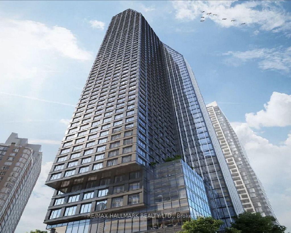Front of Unit 4515, 8 Wellesley Street W
