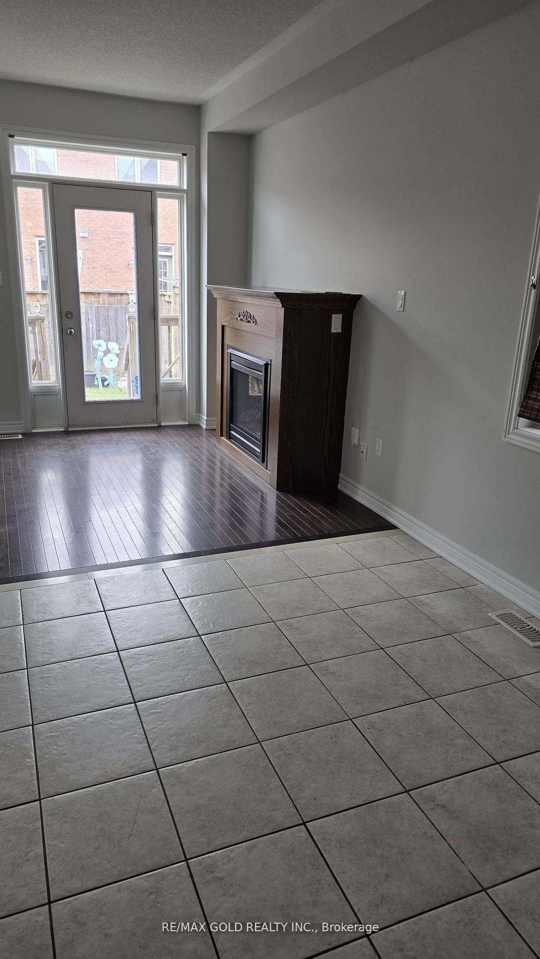 Photo 3 of 698 Megson Terrace, Milton, Willmott — HOMEH