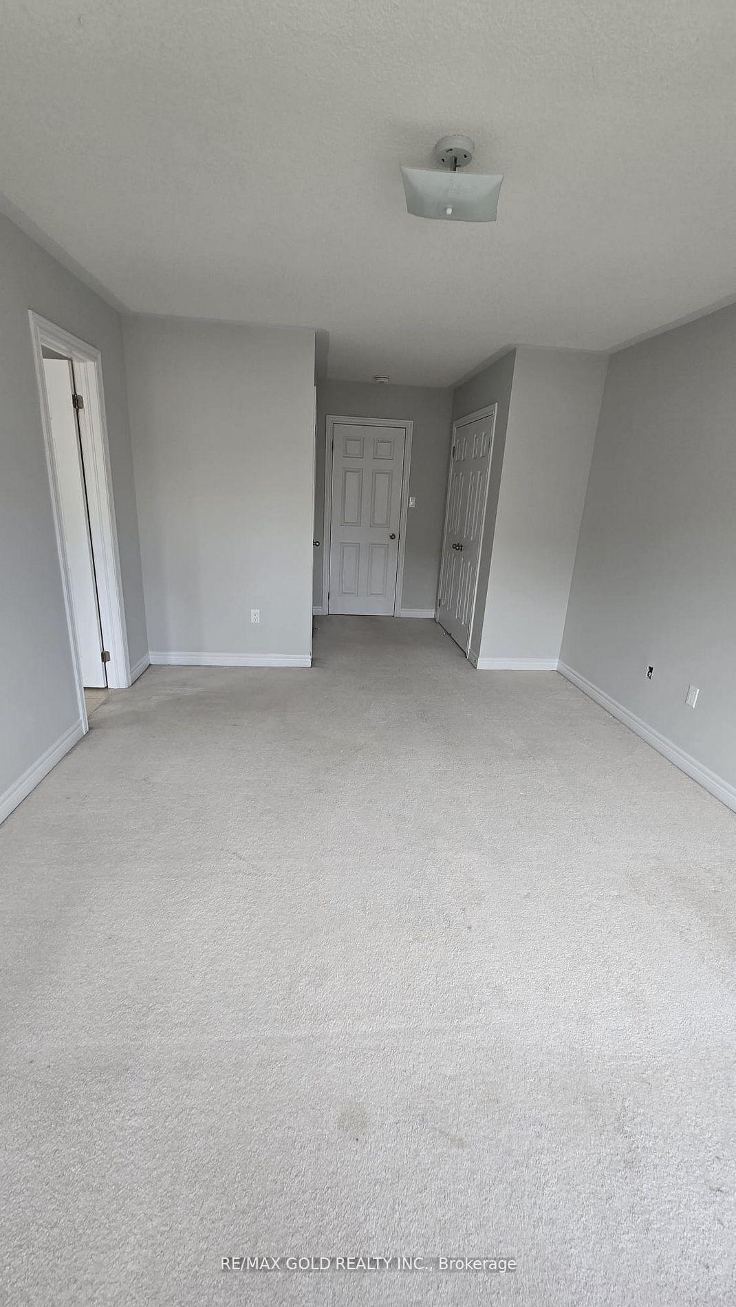 Photo 7 of 698 Megson Terrace, Milton, Willmott — HOMEH