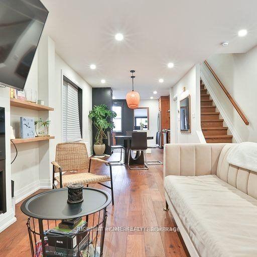 Photo 8 of 43 Kingston Road, Toronto, The Beaches — HOMEH