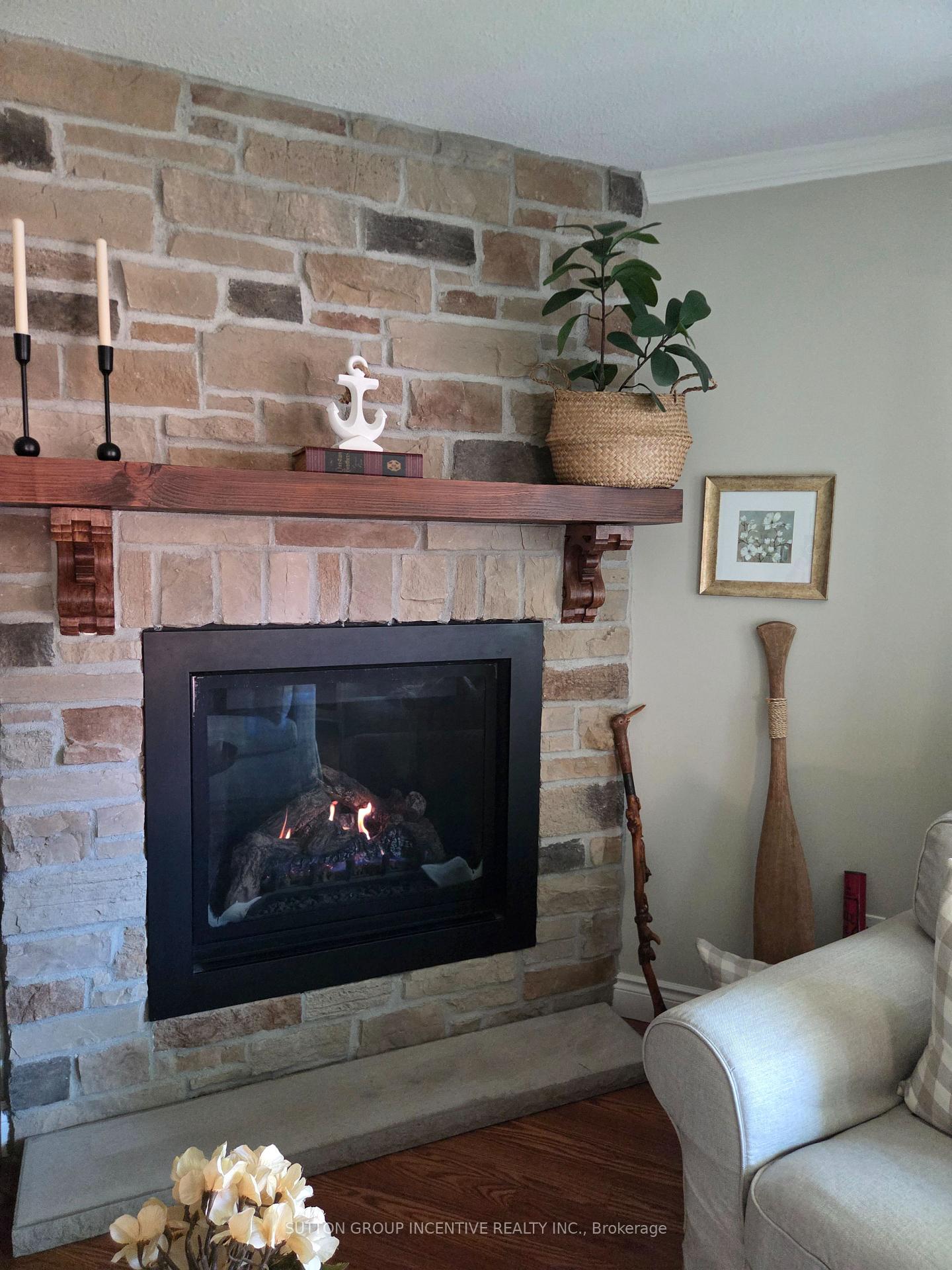 Photo 9 of Unit 204, 166 Owen Street, Barrie, Wellington — HOMEH
