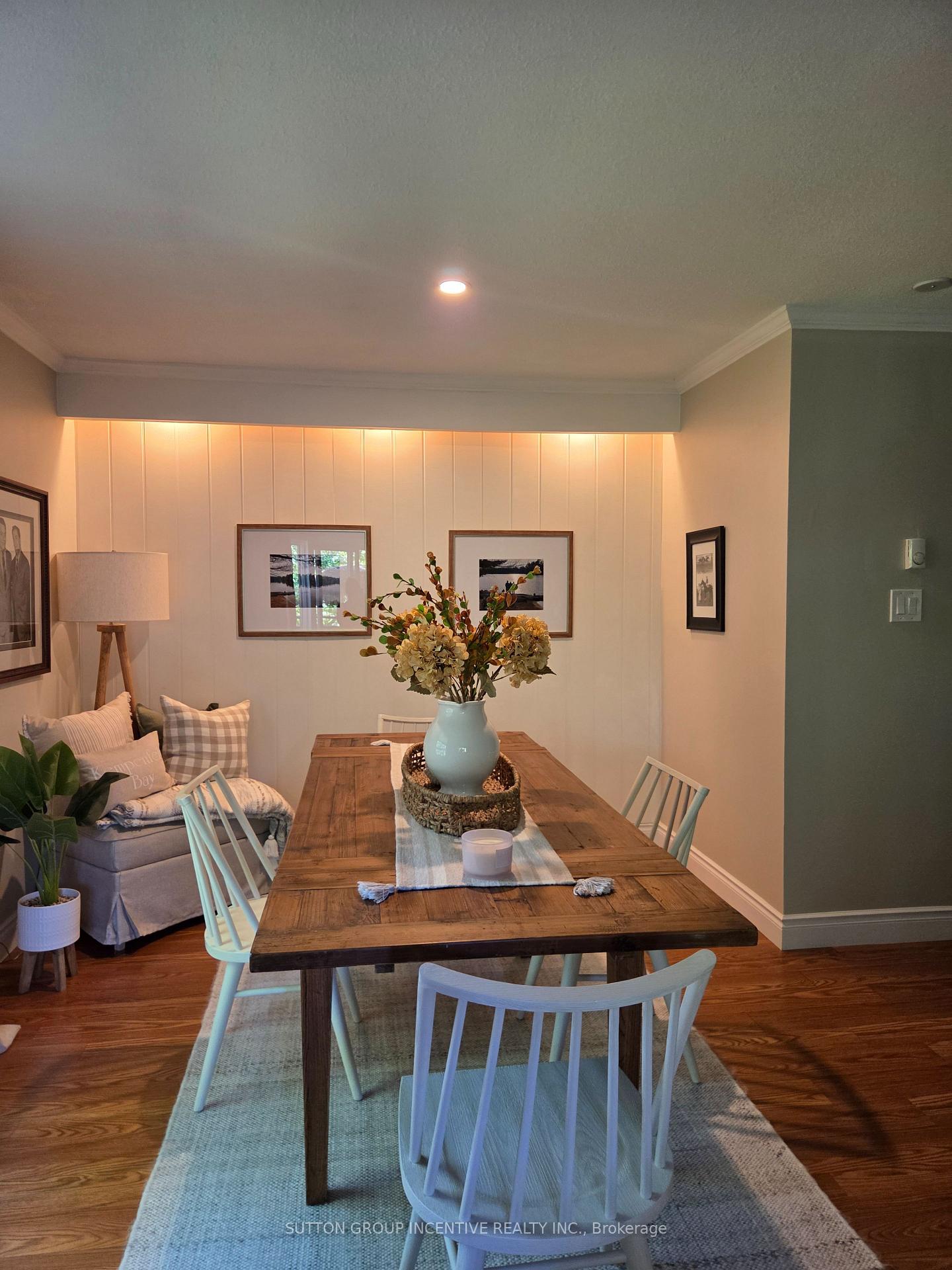 Photo 11 of Unit 204, 166 Owen Street, Barrie, Wellington — HOMEH