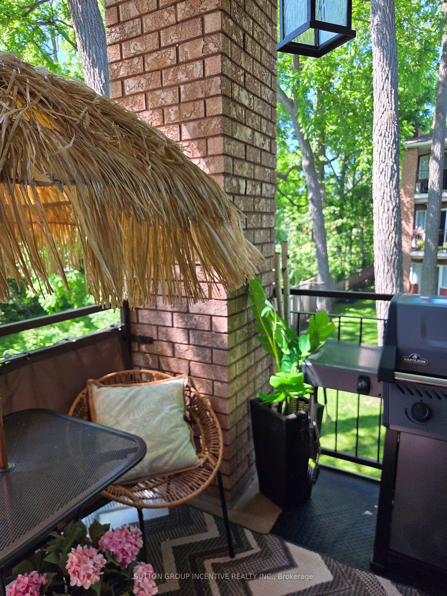 Photo 17 of Unit 204, 166 Owen Street, Barrie, Wellington — HOMEH