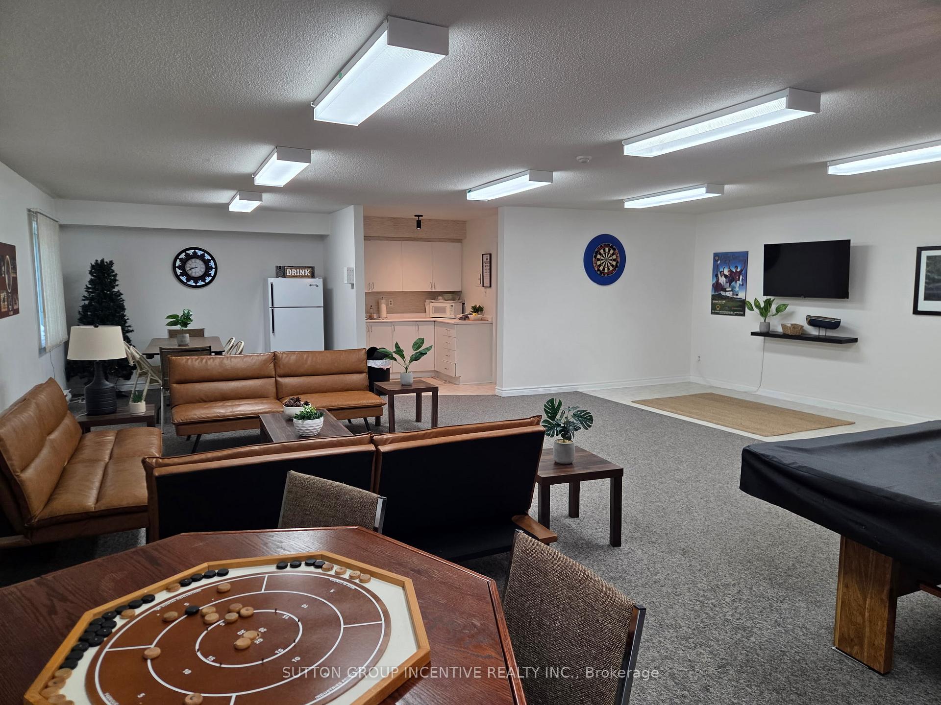 Photo 21 of Unit 204, 166 Owen Street, Barrie, Wellington — HOMEH