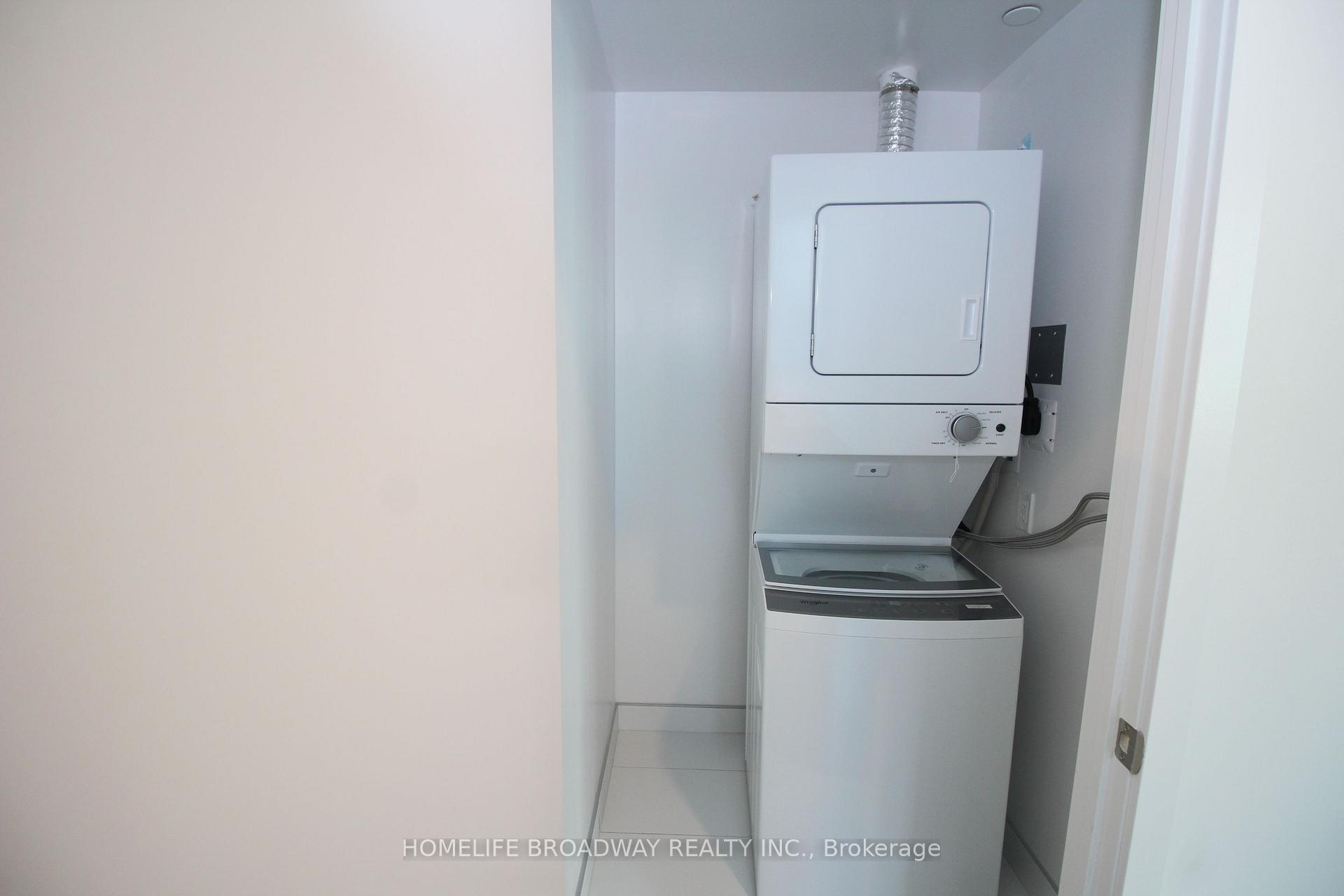 Photo 9 of Unit 1204, 238 Simcoe Street, Toronto, Kensington-Chinatown — HOMEH