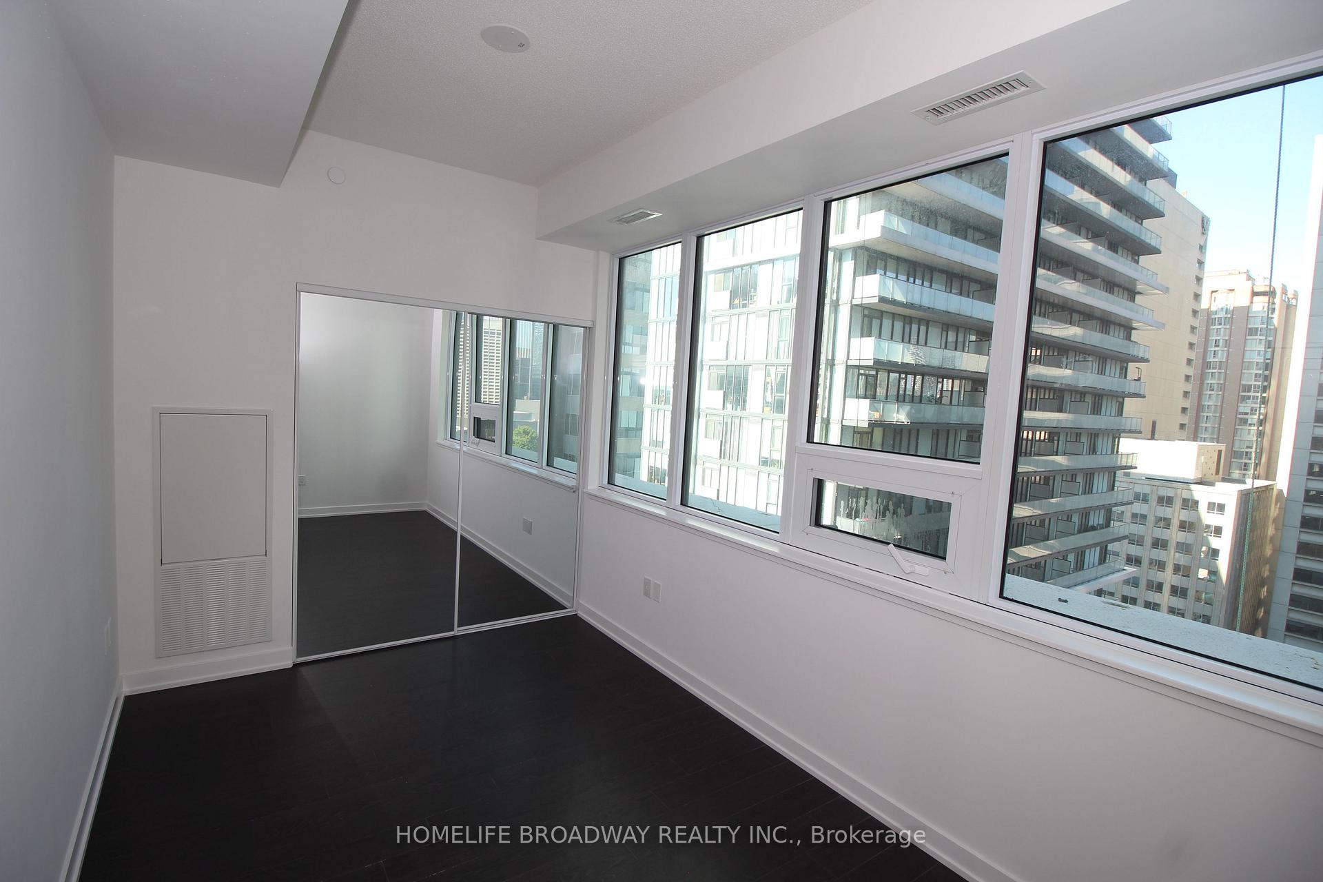 Photo 10 of Unit 1204, 238 Simcoe Street, Toronto, Kensington-Chinatown — HOMEH