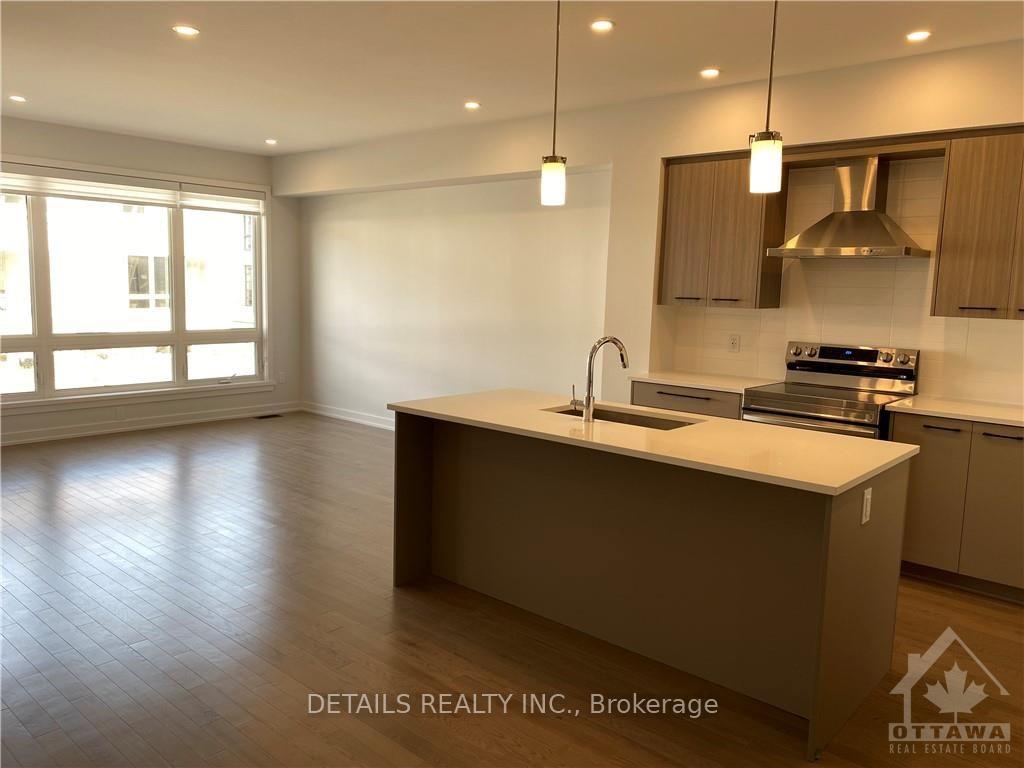 Photo 5 of 370 Walden Drive, Ottawa, Kanata - Kanata Lakes/Heritage Hills — HOMEH