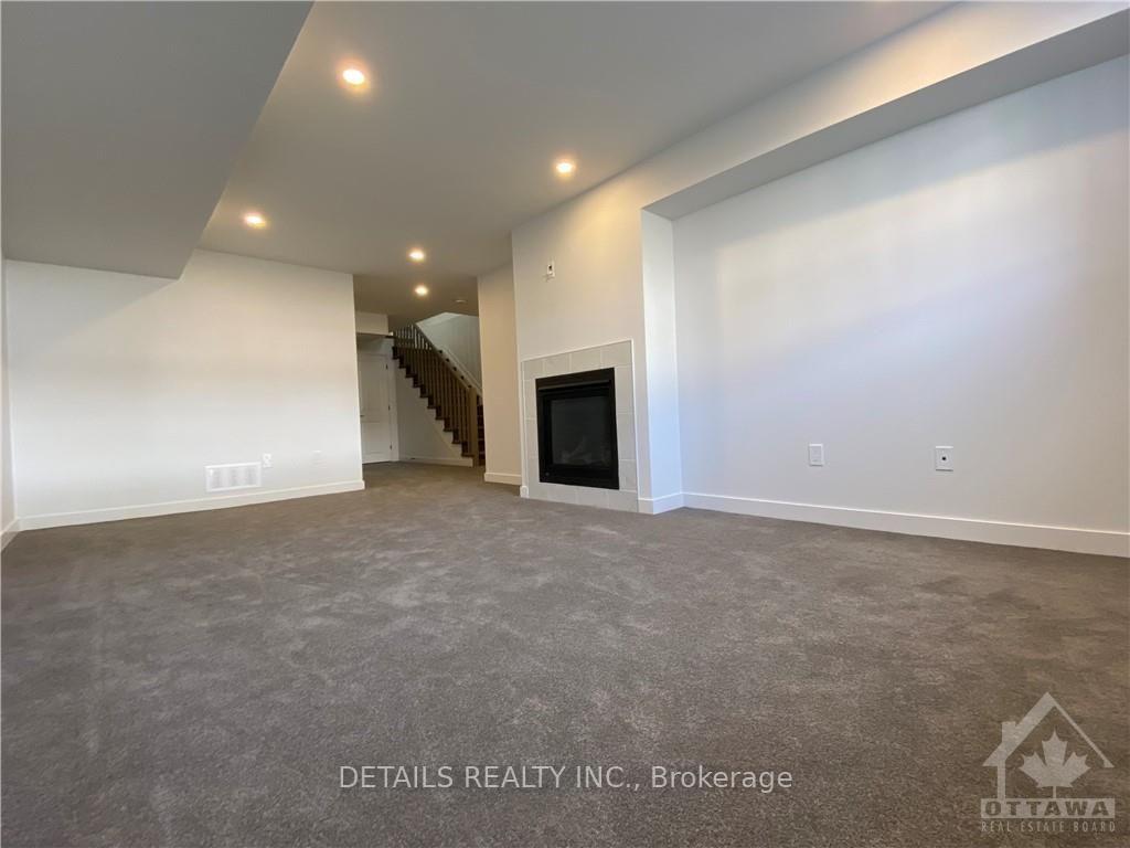Photo 33 of 370 Walden Drive, Ottawa, Kanata - Kanata Lakes/Heritage Hills — HOMEH