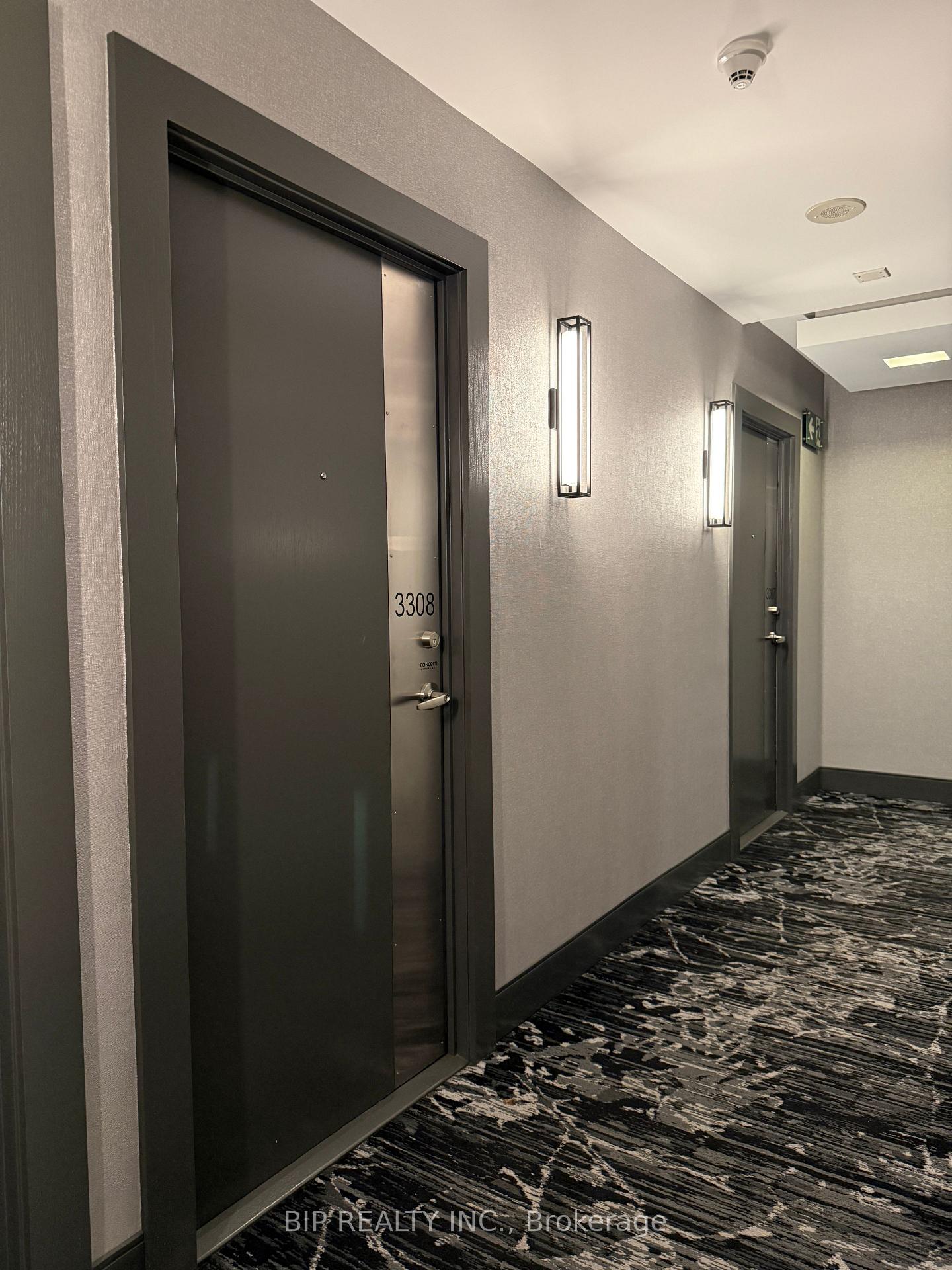 Photo 2 of Unit 3308, 25 Capreol Court, Toronto, Waterfront Communities — HOMEH