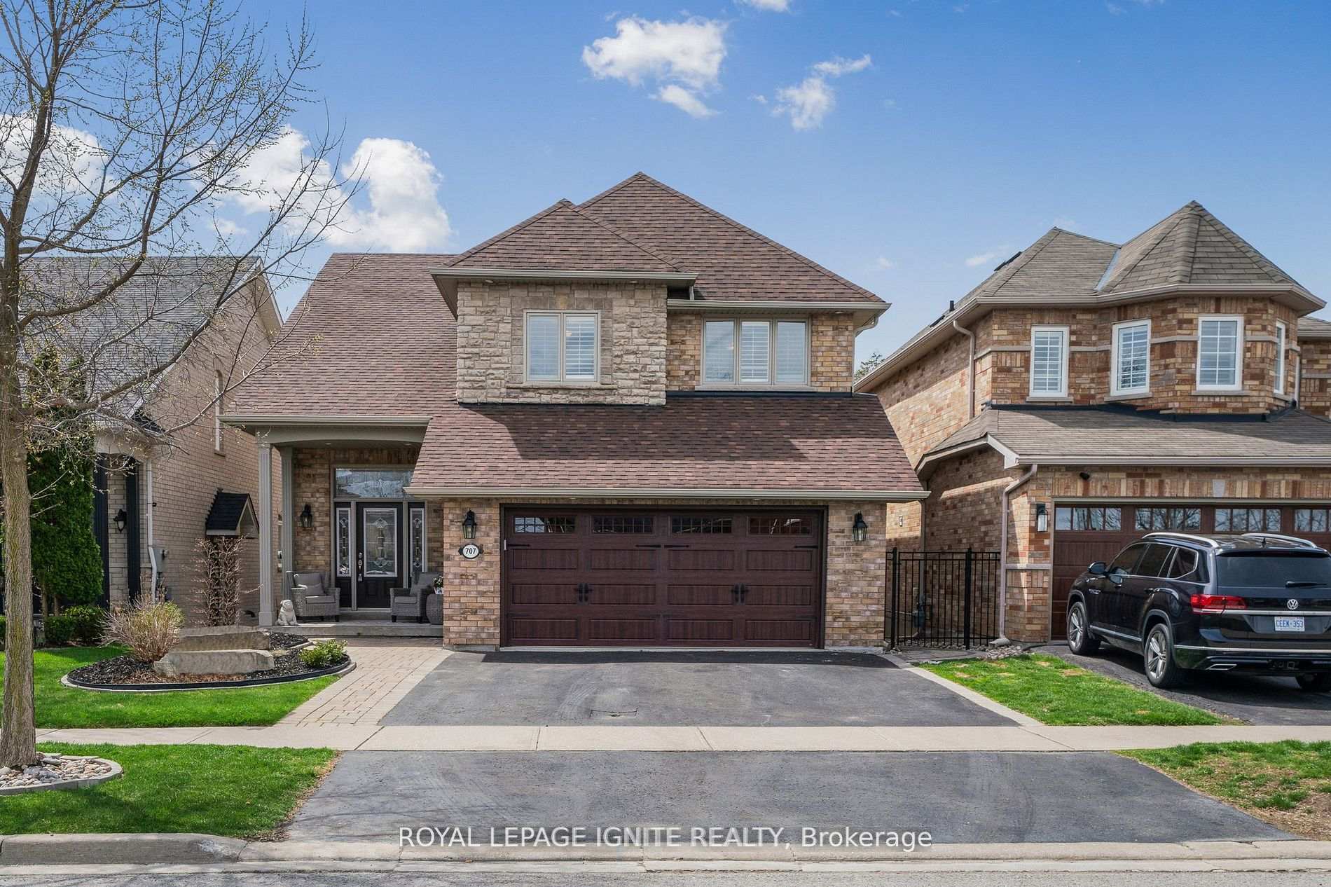 Photo 1 of Unit Bsmt, 707 Sunbird Trail, Pickering, Amberlea — HOMEH