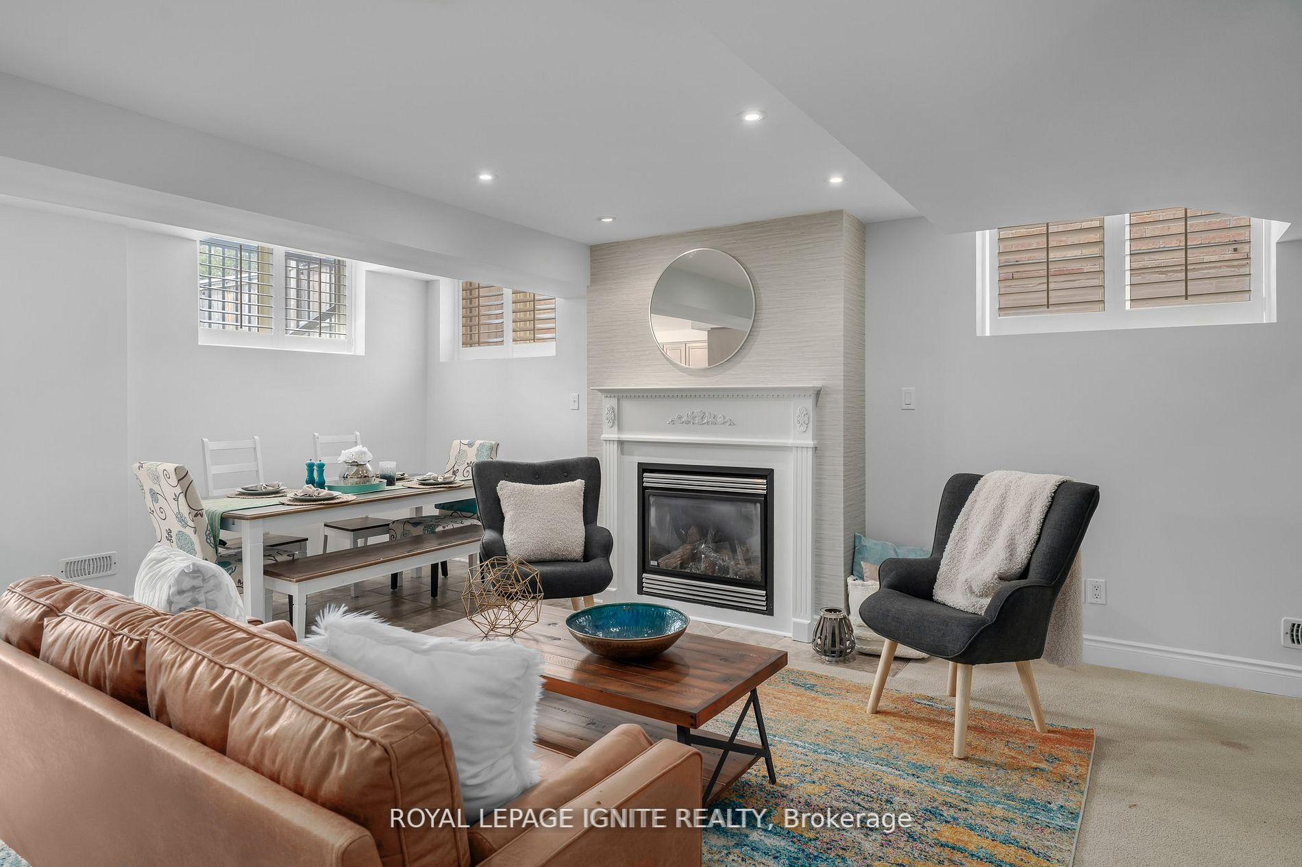 Photo 2 of Unit Bsmt, 707 Sunbird Trail, Pickering, Amberlea — HOMEH