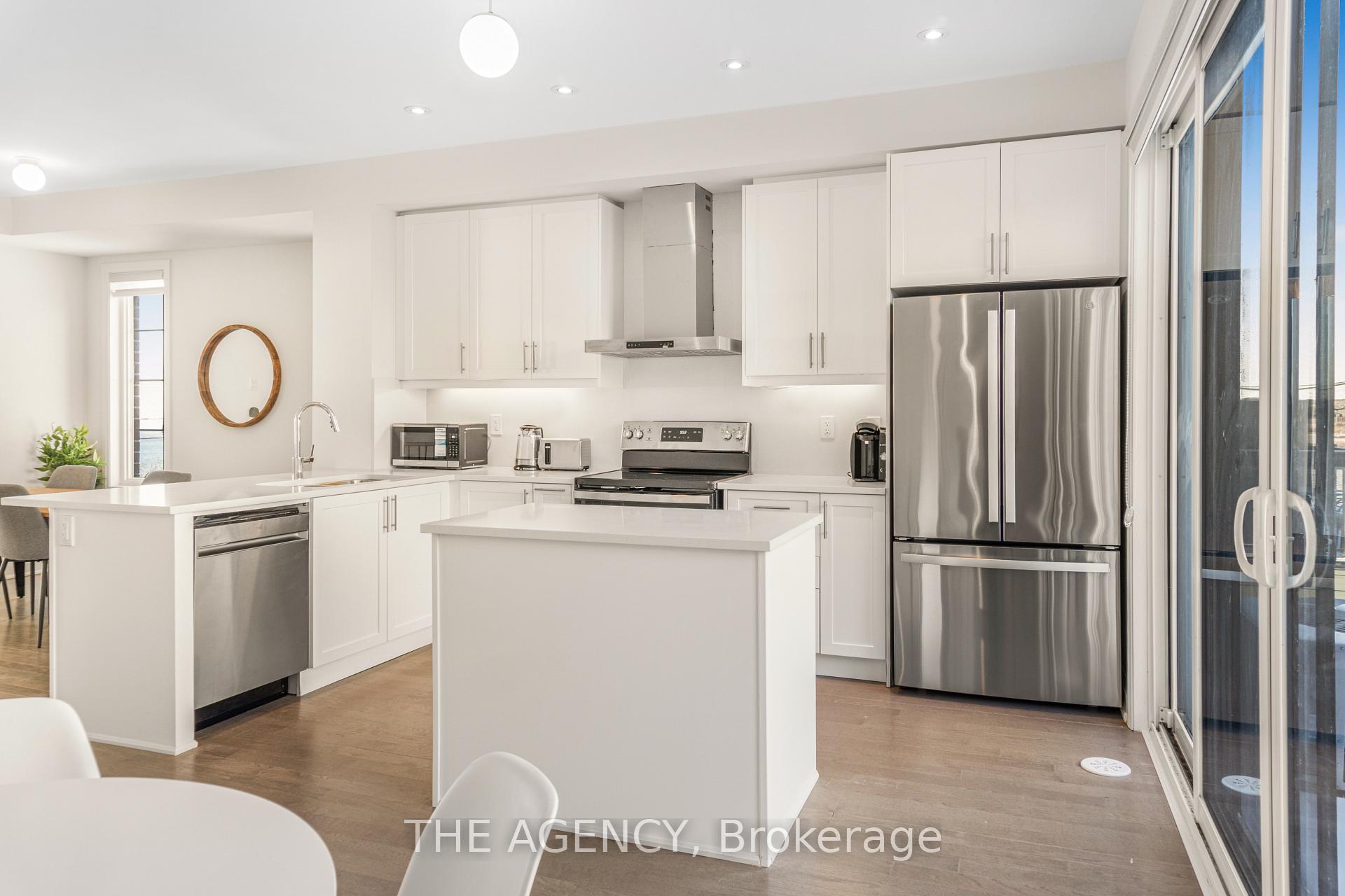 Photo 10 of 567 Port Darlington Road, Clarington, Bowmanville — HOMEH