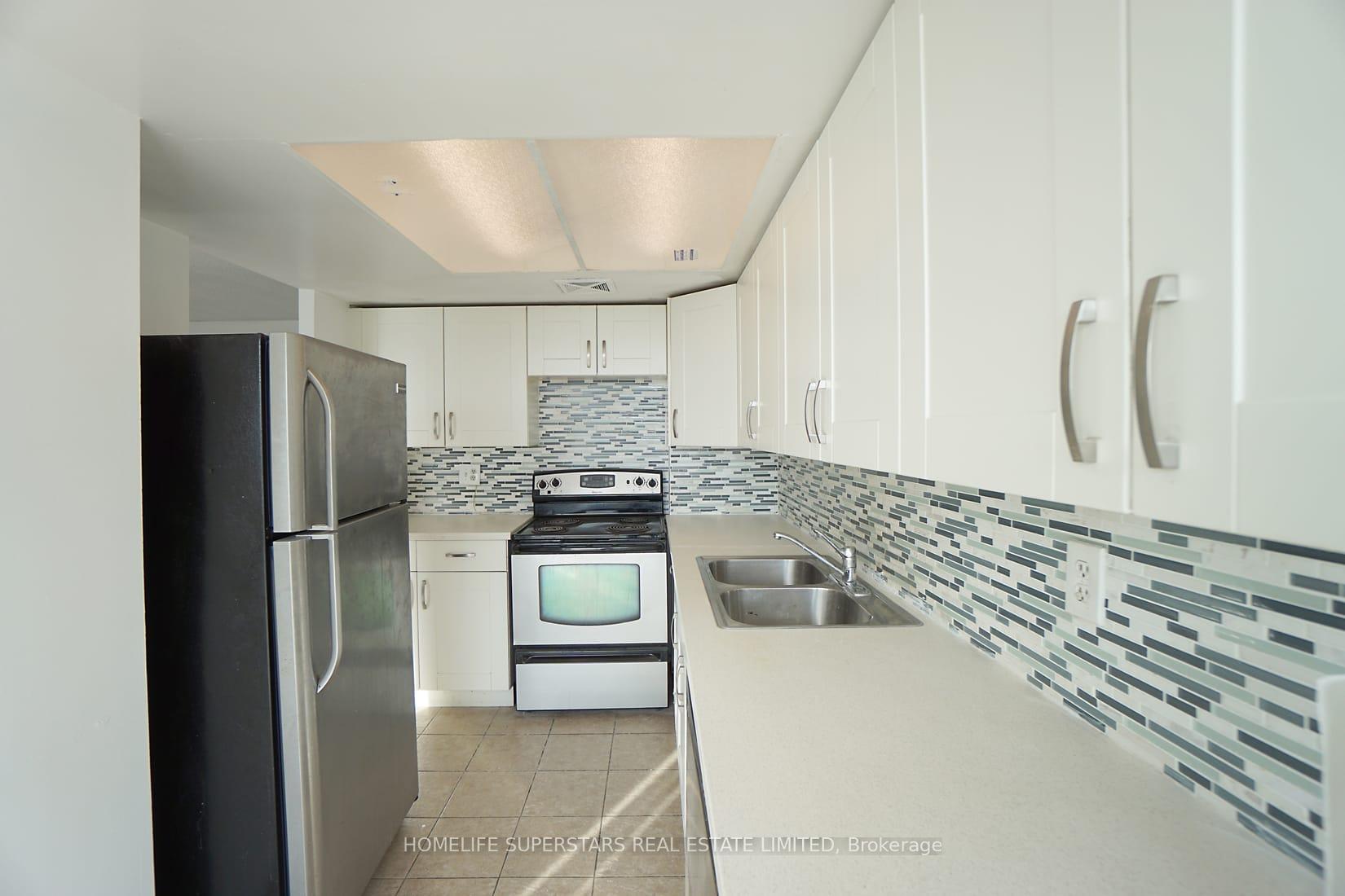 Photo 8 of Unit 1204, 10 Markbrook Lane, Etobicoke, Mount Olive-Silverstone-Jamestown — HOMEH