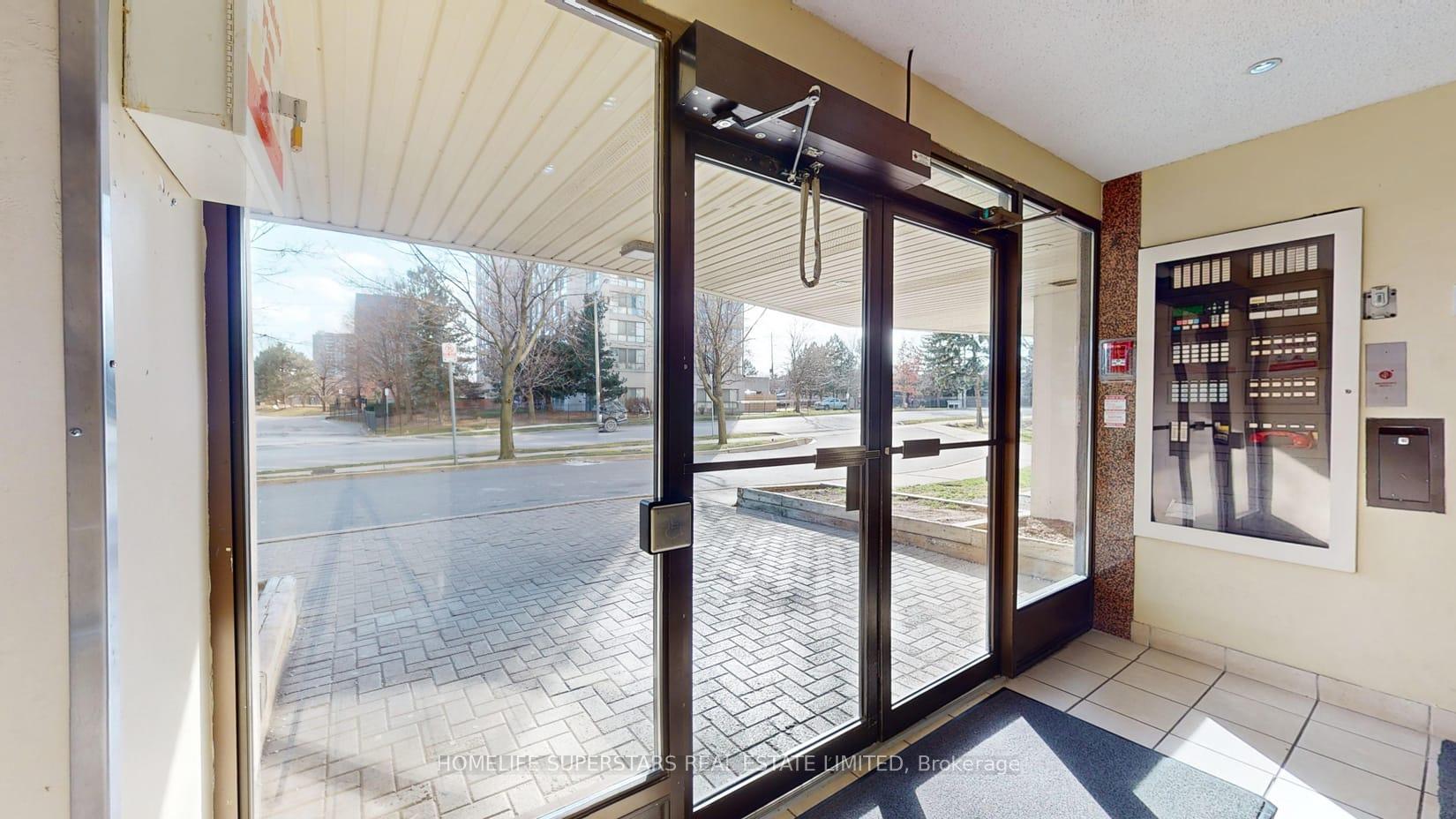 Photo 29 of Unit 1204, 10 Markbrook Lane, Etobicoke, Mount Olive-Silverstone-Jamestown — HOMEH