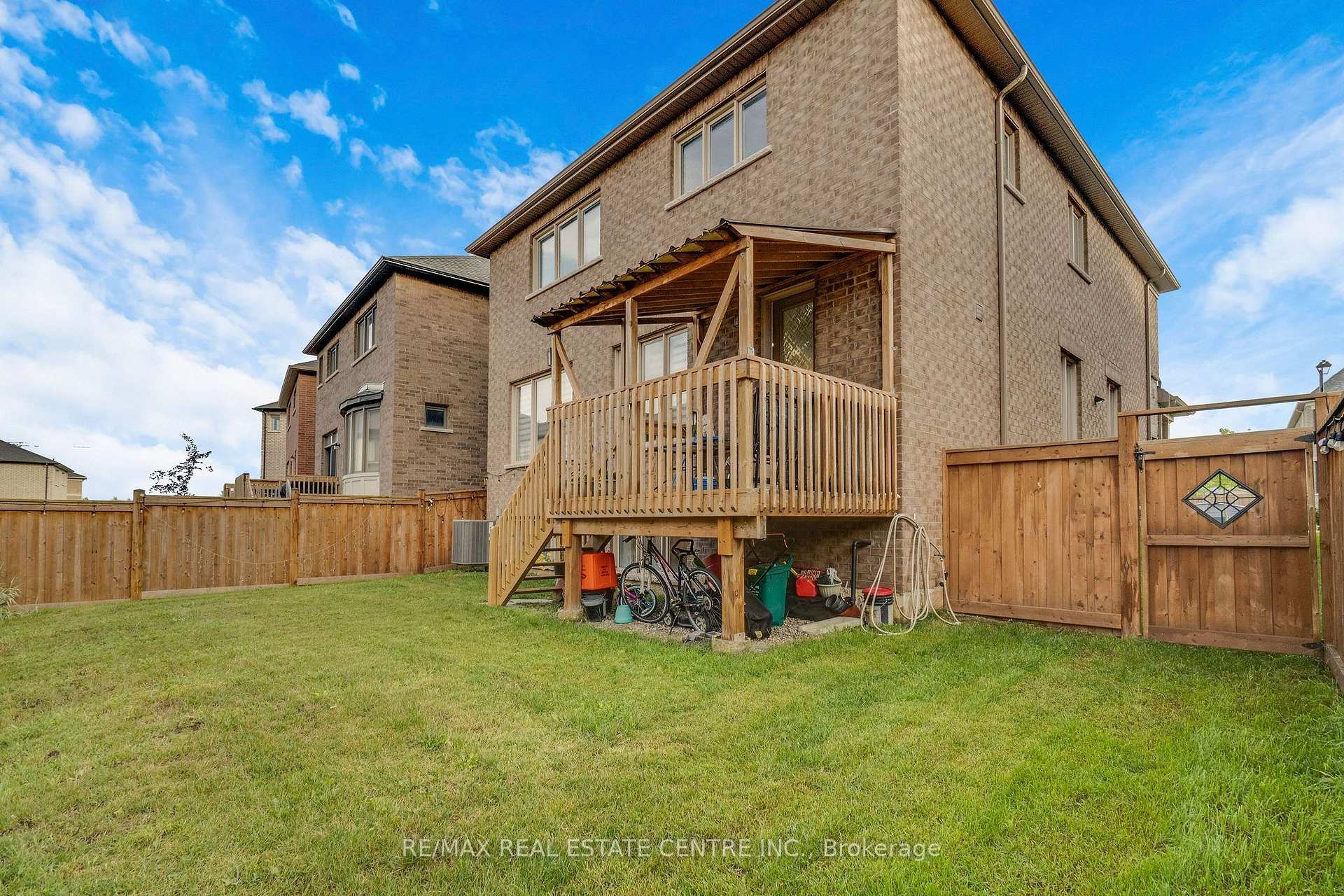 Photo 48 of 1319 Britton Crescent, Milton, Ford — HOMEH